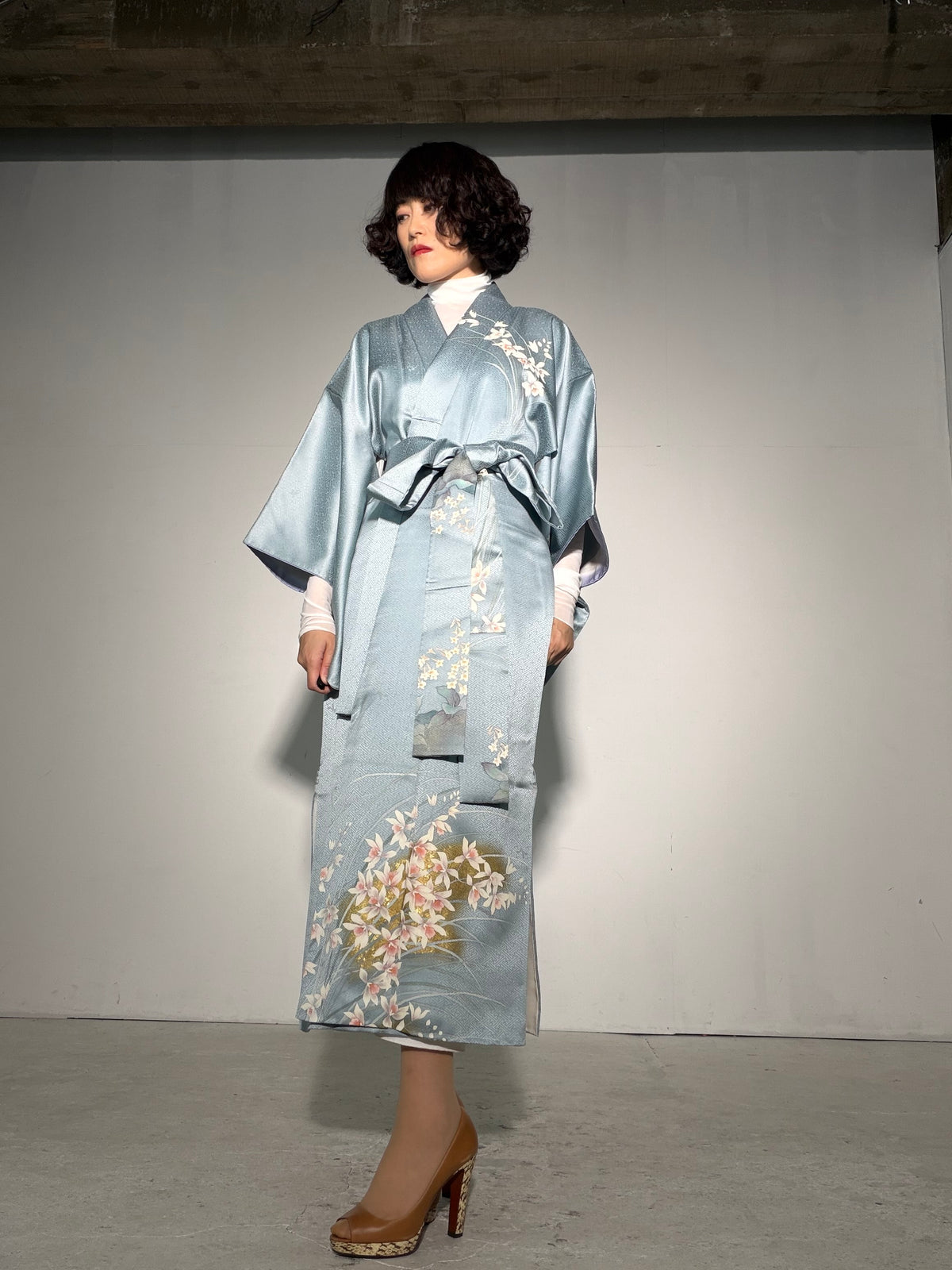 Houmongi Kimono Dress Gown with String Belt – Upcycled from Vintage Japanese Kimono "sayagata, DRE044"