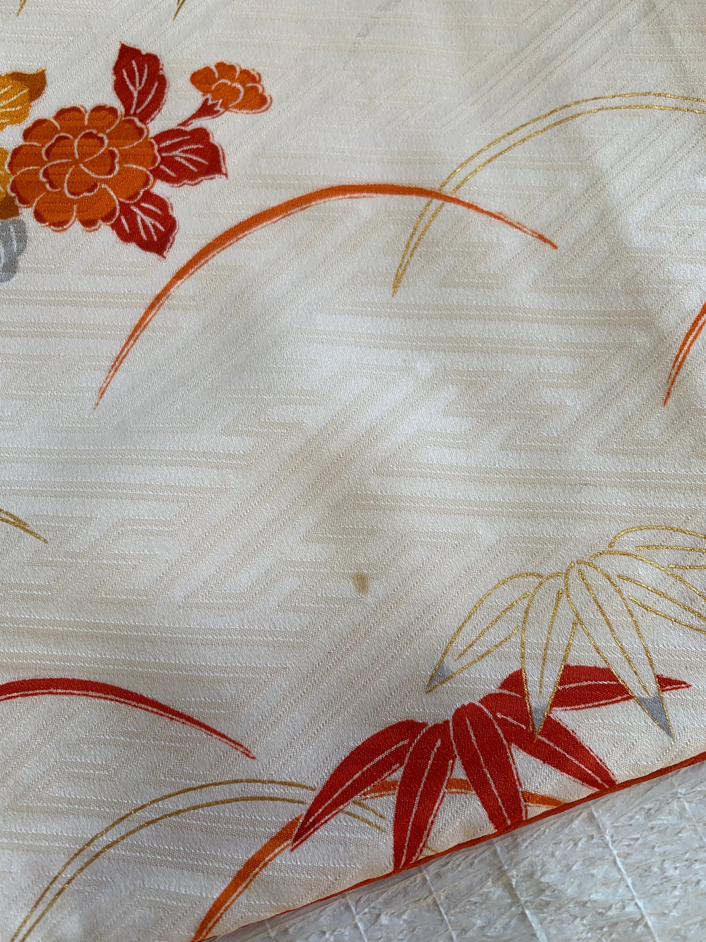 Redefining the Vintage Furisode Collection "shikino-hanabana, FRI018"