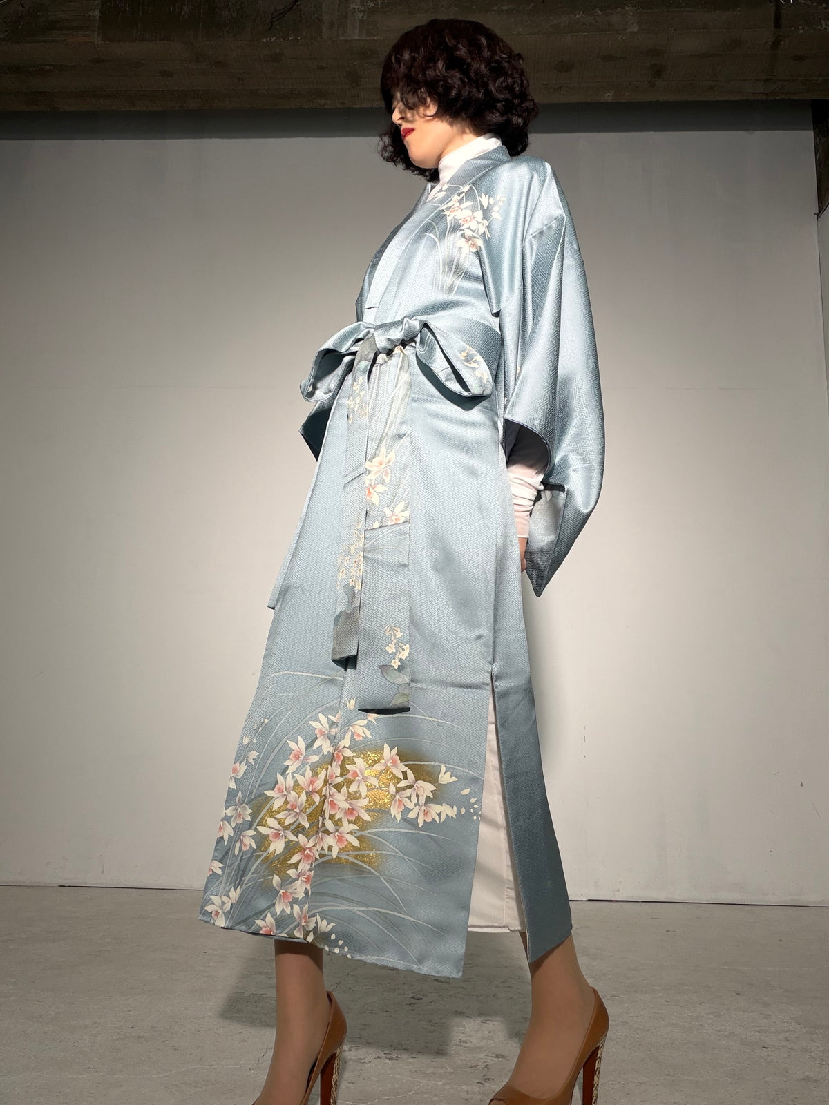 Houmongi Kimono Dress Gown with String Belt – Upcycled from Vintage Japanese Kimono "sayagata, DRE044"