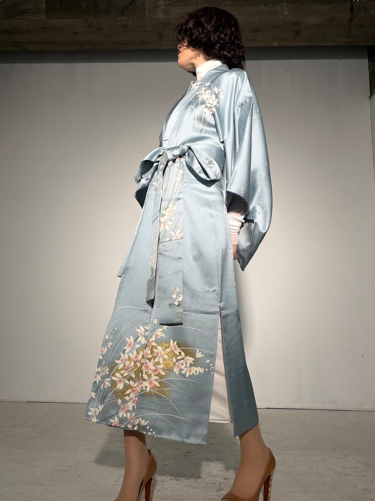 Houmongi Kimono Dress Gown with String Belt – Upcycled from Vintage Japanese Kimono "sayagata, DRE044"