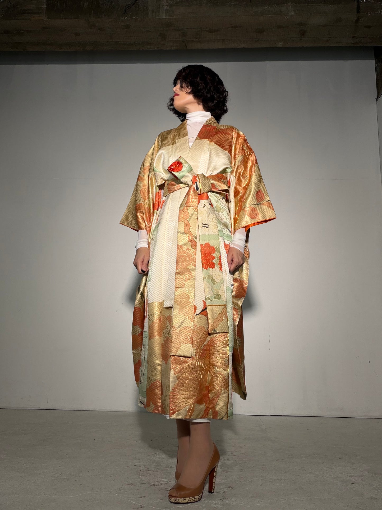 Furisode Kimono Dress Gown with String Belt – Upcycled from Vintage Japanese Kimono "gold, DRE_order" *damage