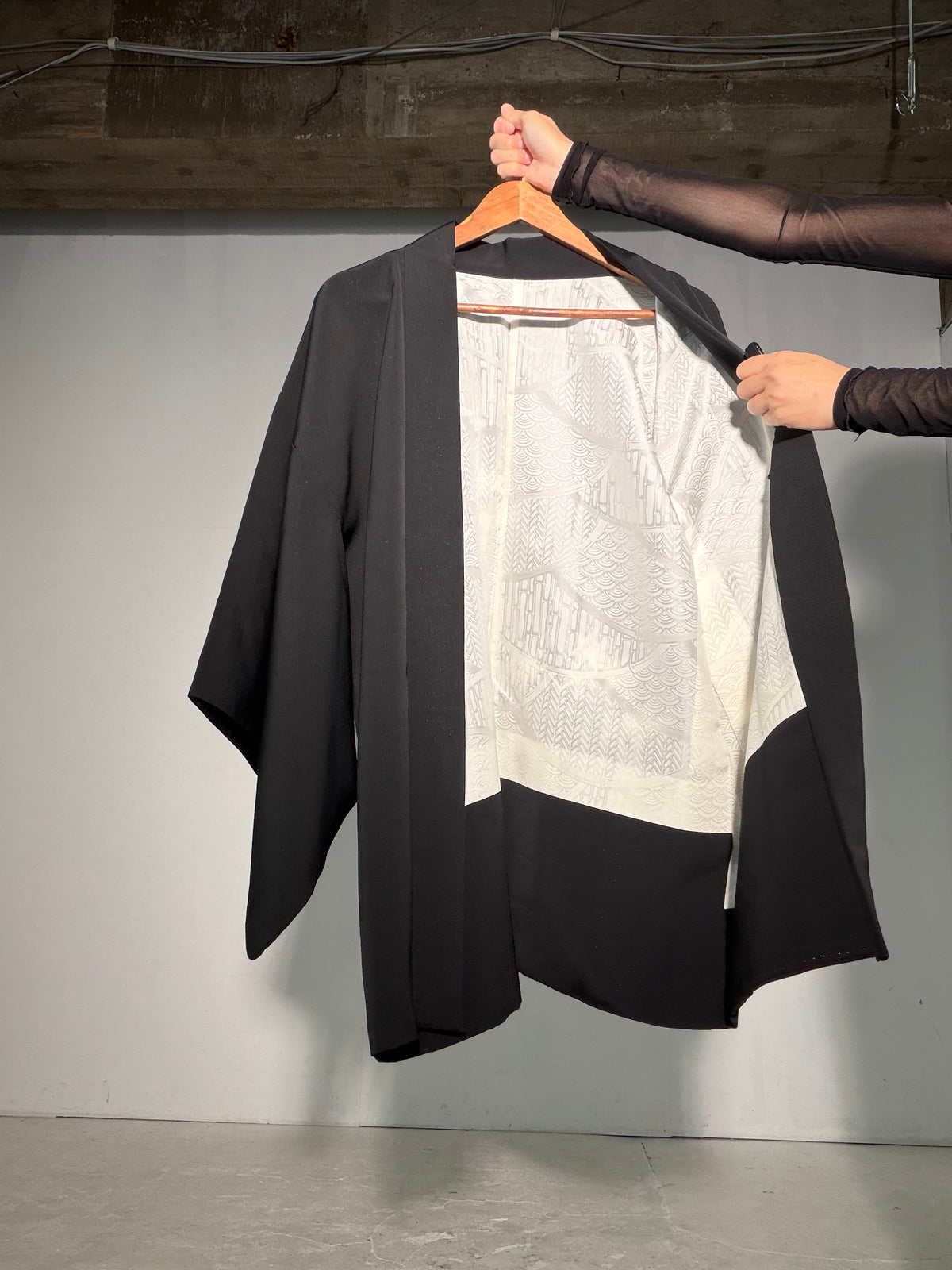 VINTAGE BLACK HAORI  "glitter, momiji , BLK197"