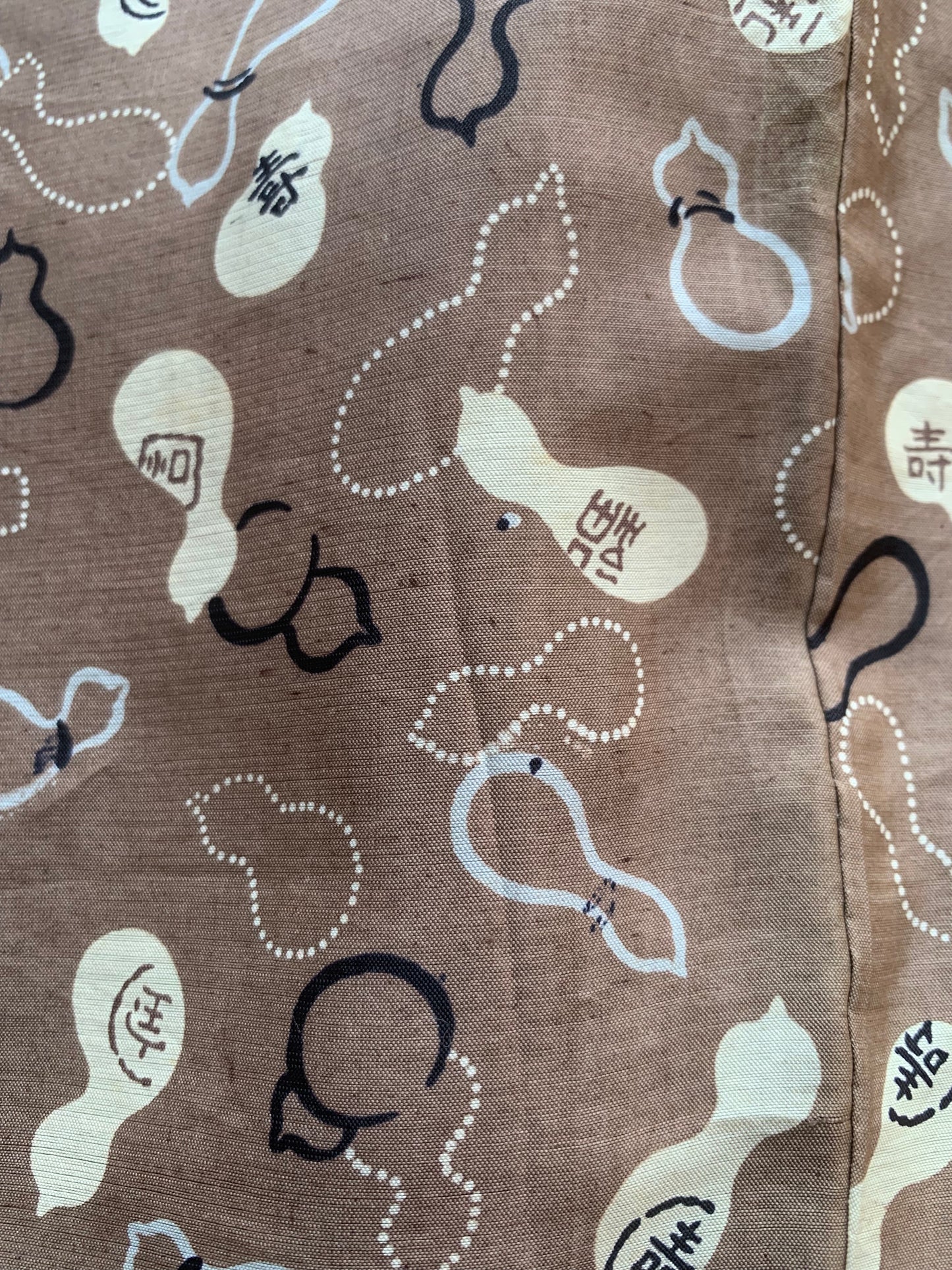 VINTAGE KUROMONTSUKI HAORI "Hyotan, KUR108" *damage