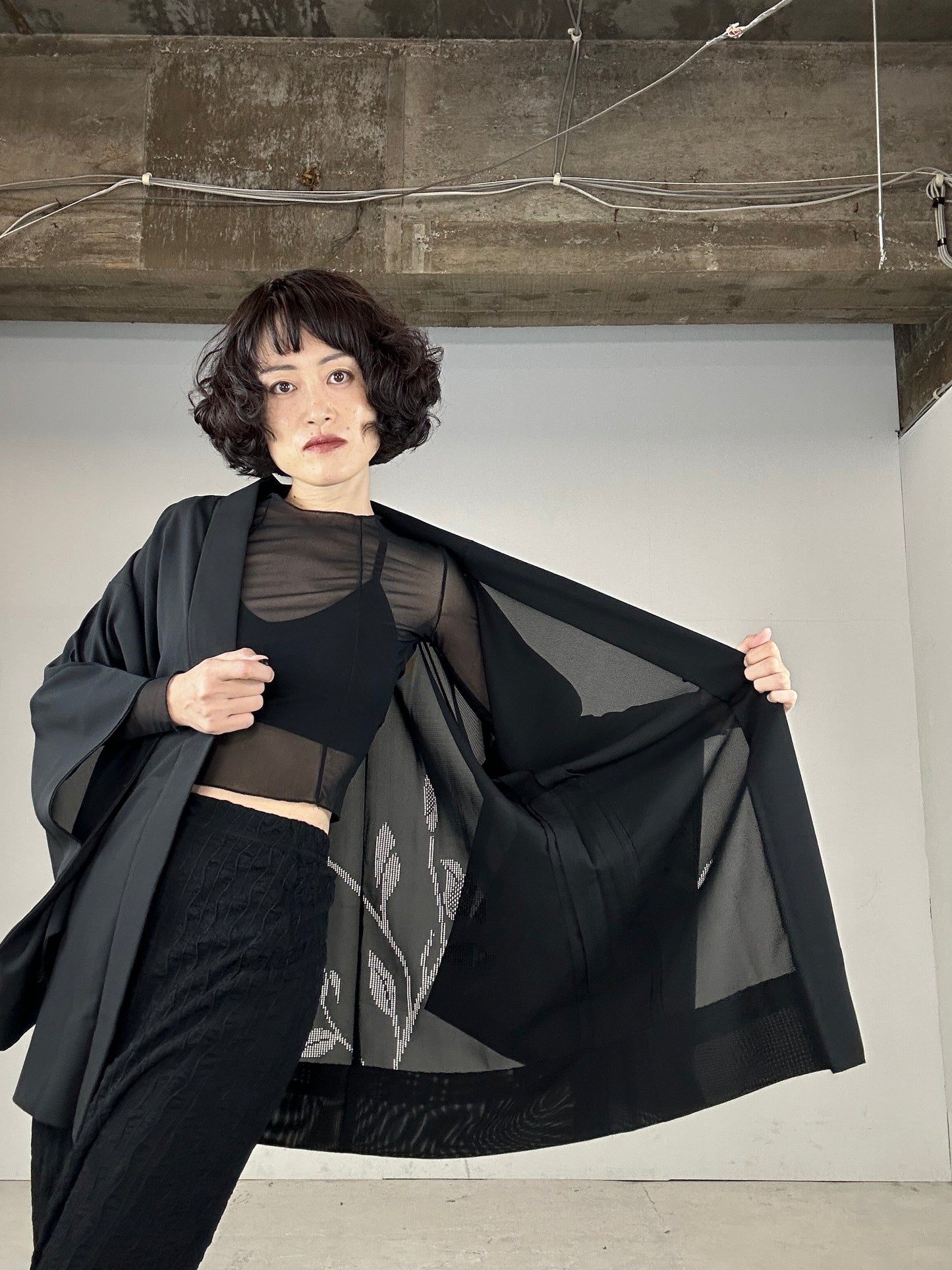 VINTAGE BLACK HAORI SHEER “ro, kusabana"