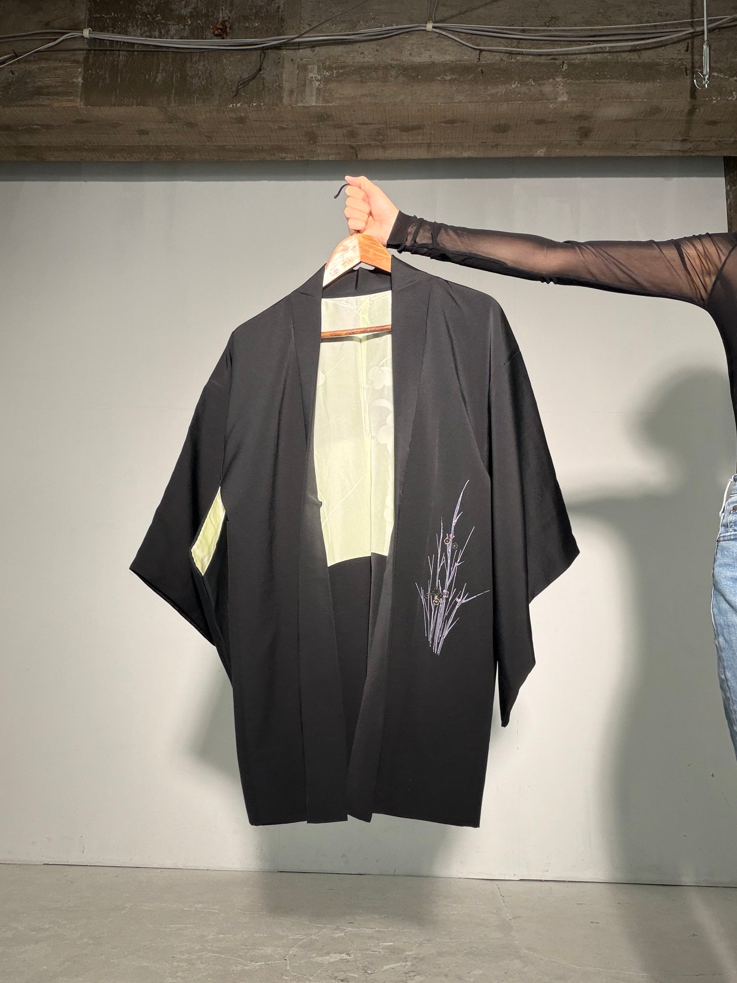 VINTAGE BLACK HAORI  "michikusa, BLK195"