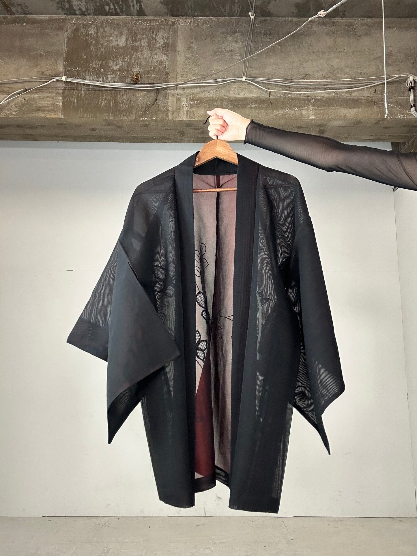 VINTAGE BLACK HAORI SHEER “aka, edahana"