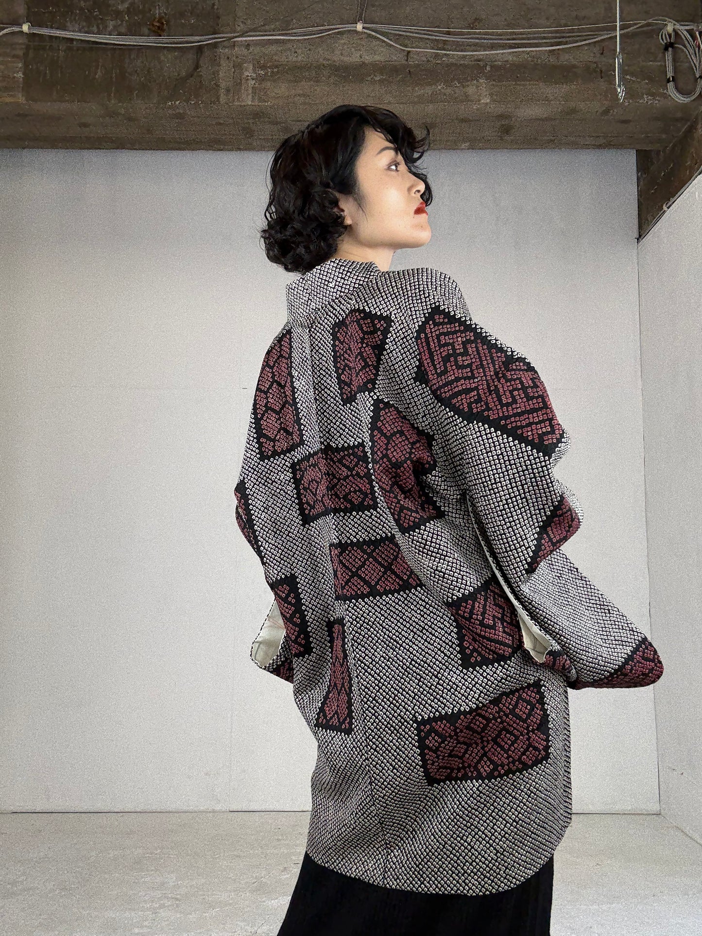 VINTAGE SHIBORI HAORI "black-purple, square"