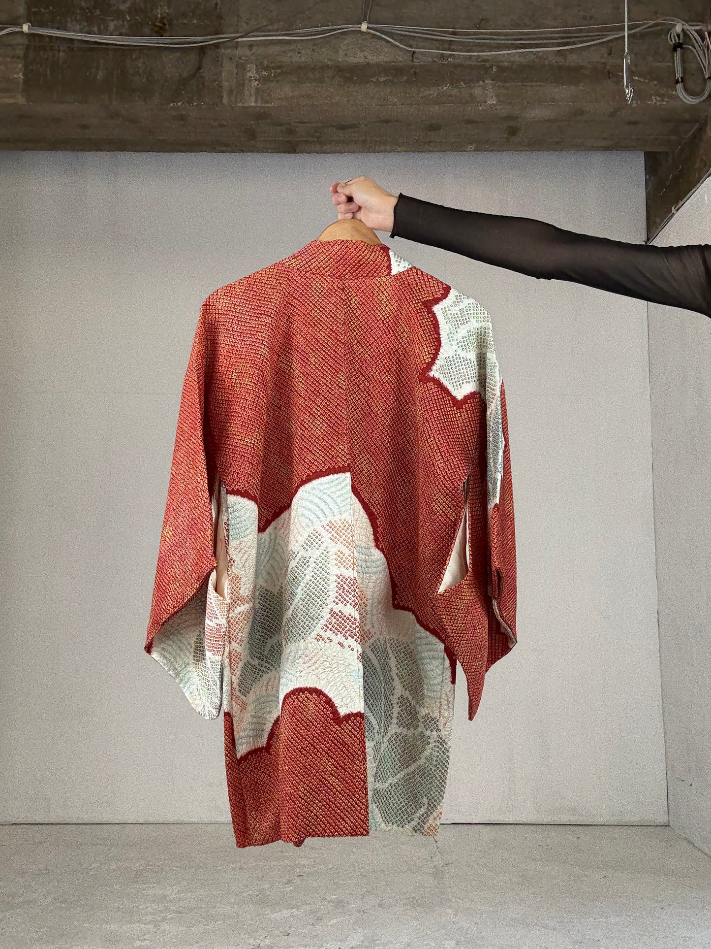 VINTAGE SHIBORI HAORI "shu, eba"