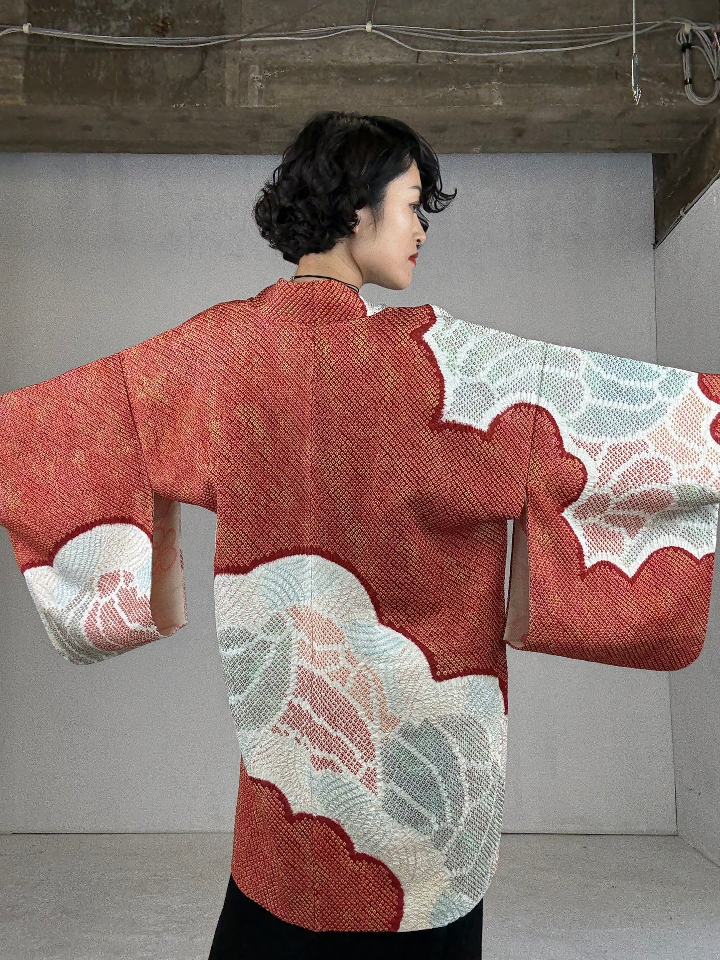 VINTAGE SHIBORI HAORI "shu, eba"