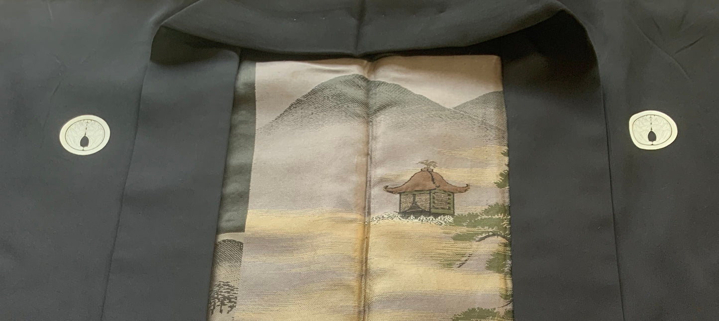 VINTAGE KUROMONTSUKI HAORI "maruni-daki-myoga, KUR111"