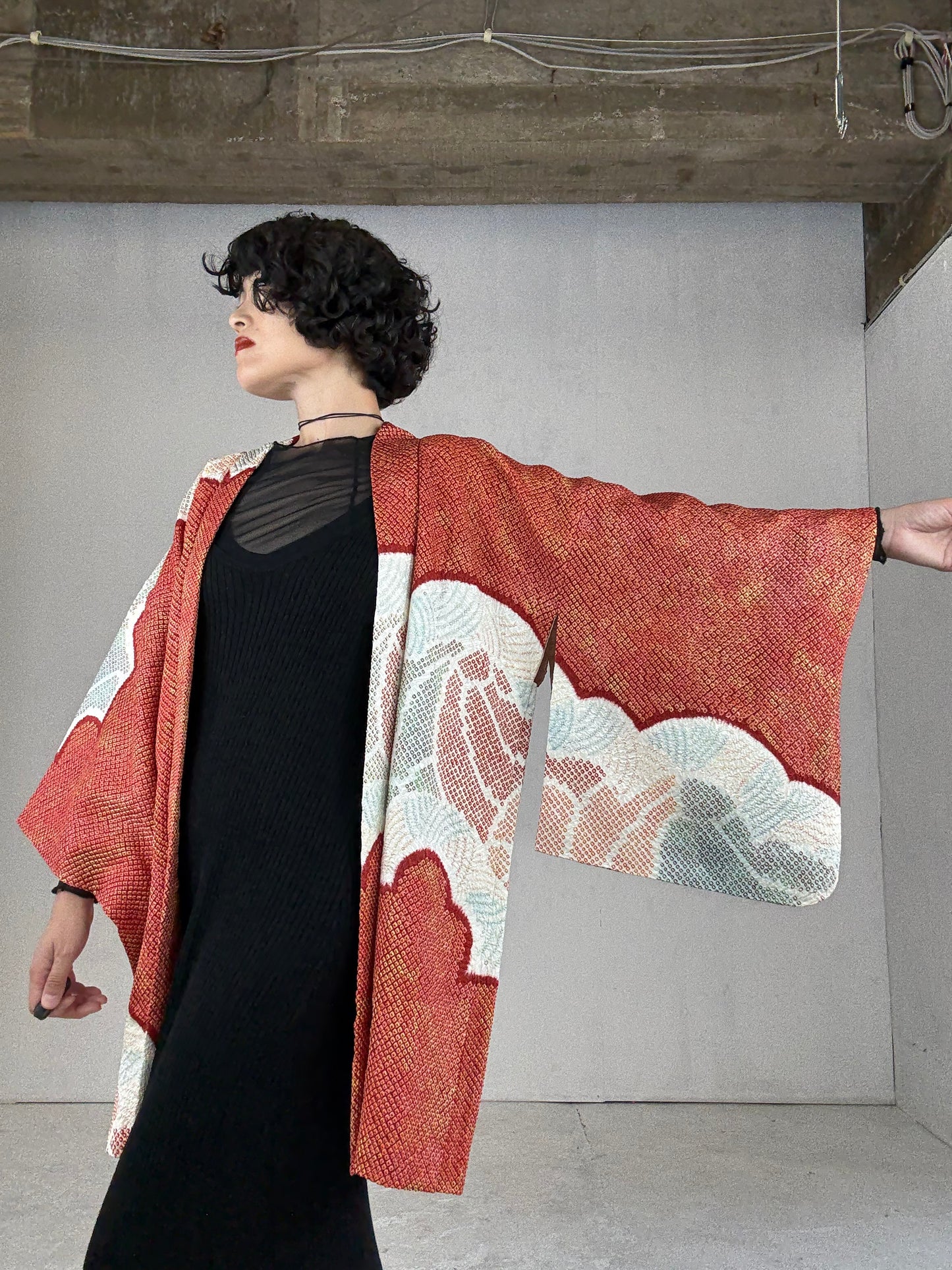 VINTAGE SHIBORI HAORI "shu, eba"
