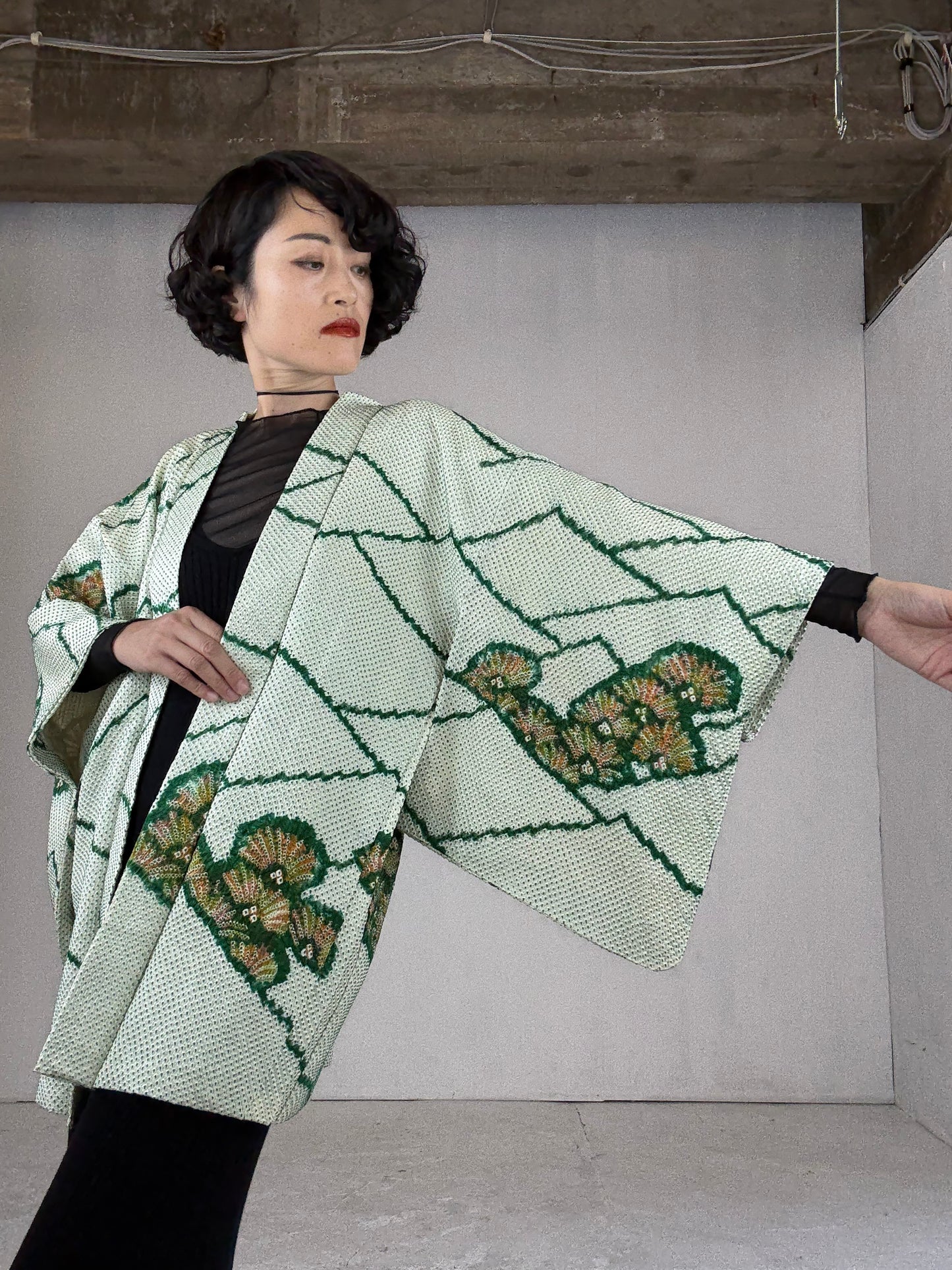 VINTAGE SHIBORI HAORI "matsu, green"