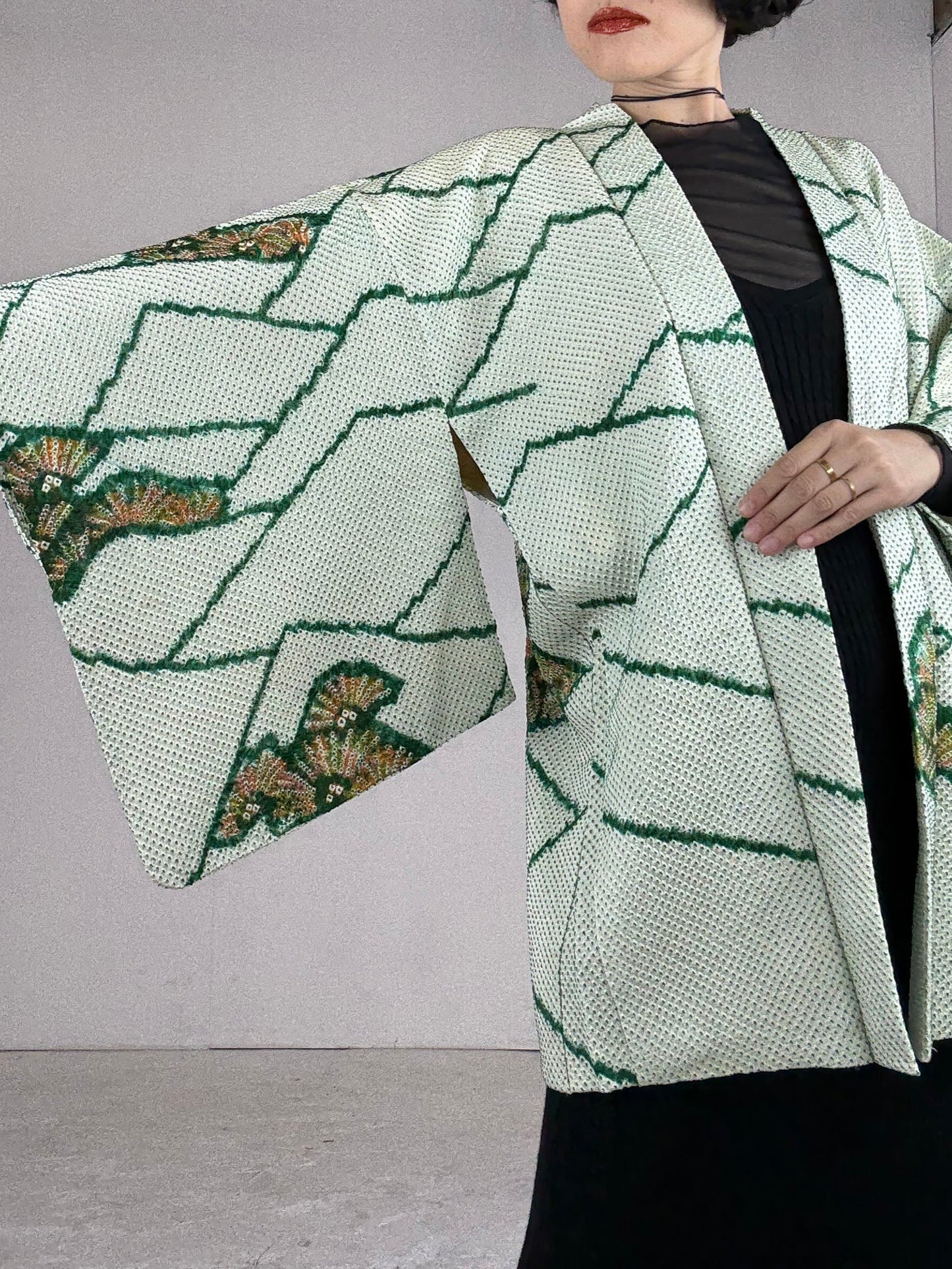 VINTAGE SHIBORI HAORI "matsu, green"
