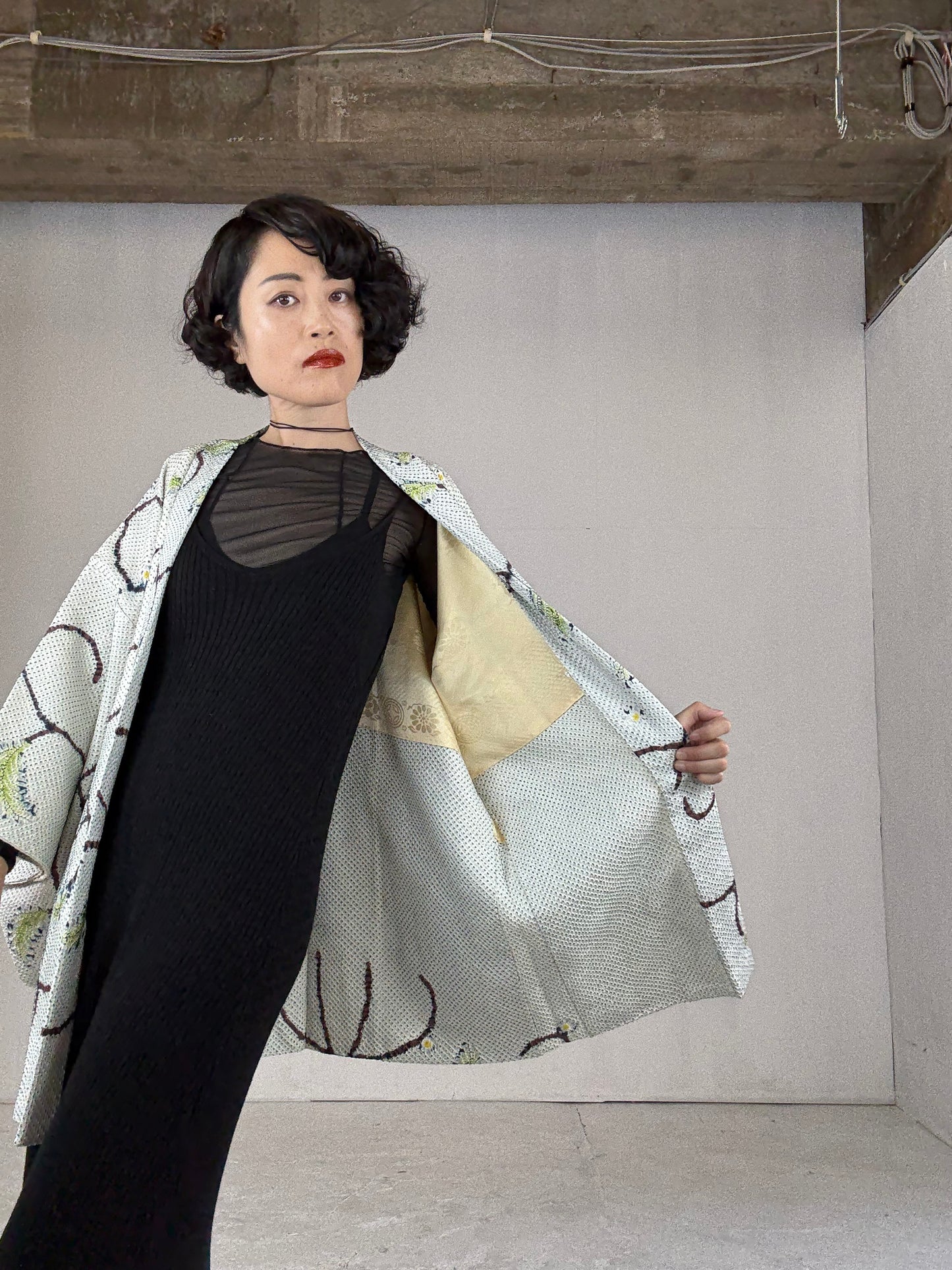 VINTAGE SHIBORI HAORI "karakusa, leaf"