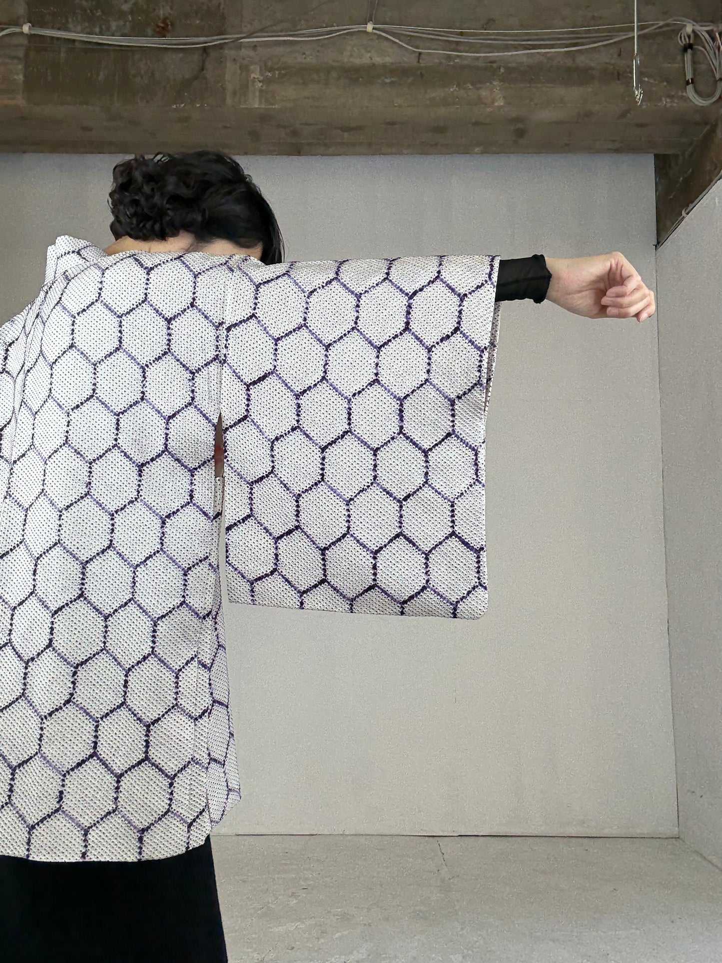 VINTAGE SHIBORI HAORI "kikko" *damage