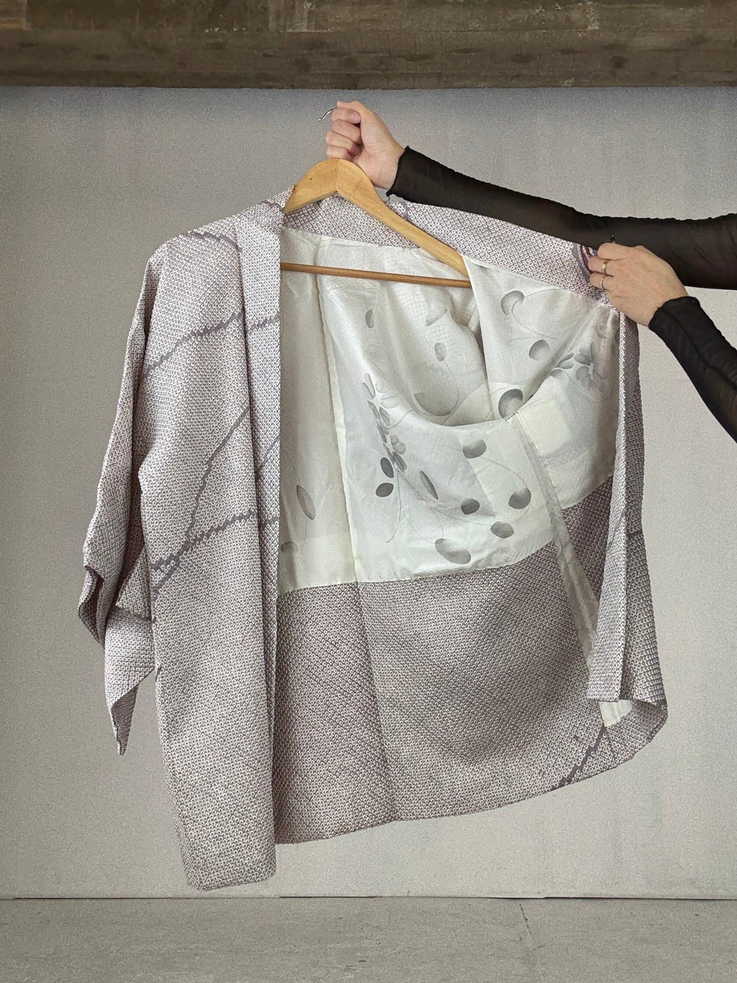 VINTAGE SHIBORI HAORI "usu-murasaki"