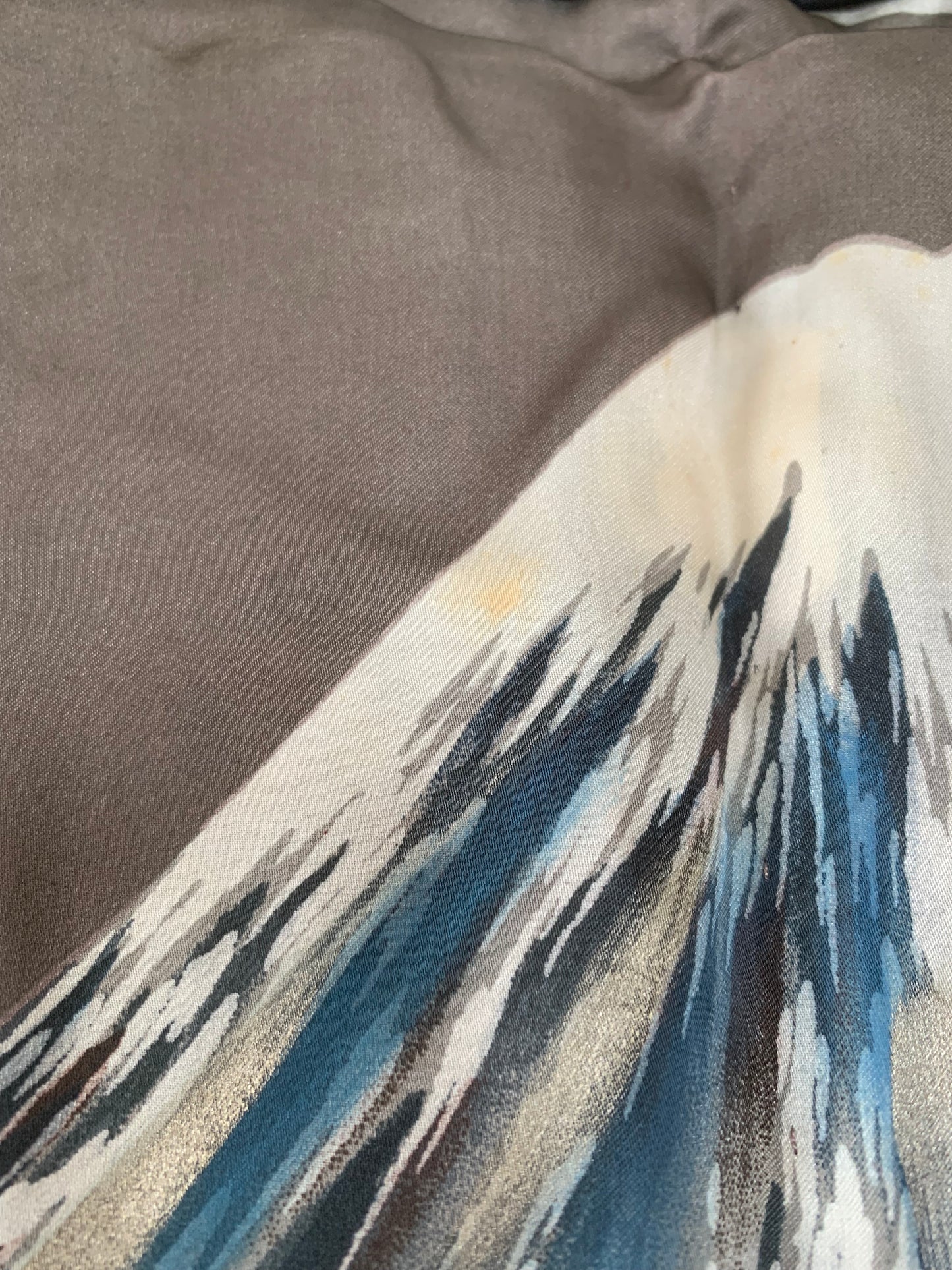 VINTAGE KUROMONTSUKI HAORI "fuji, maruni-chigai-takanoha, KUR113"