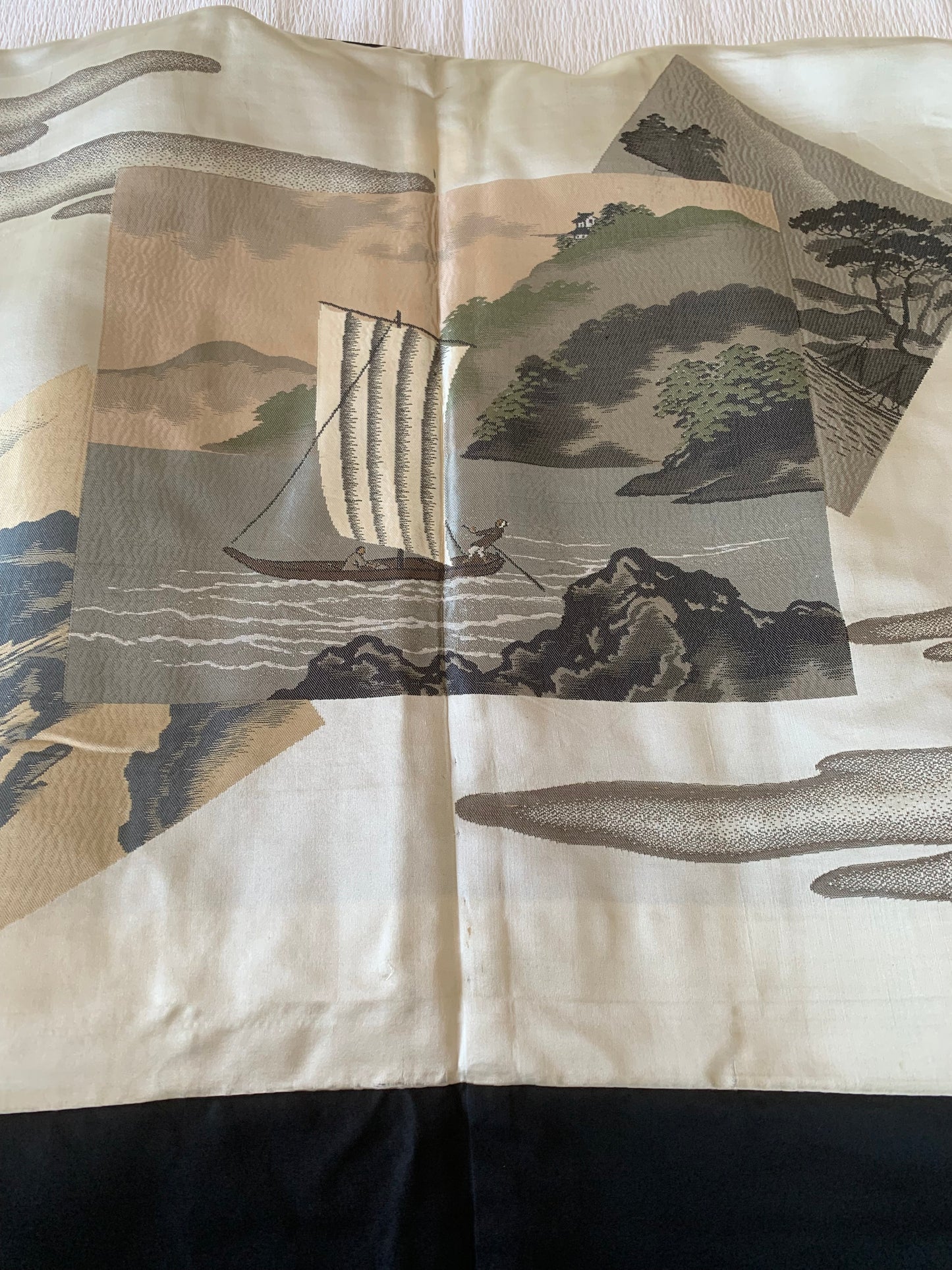 VINTAGE KUROMONTSUKI HAORI "fune, KUR115" *high-damage *hari-mon
