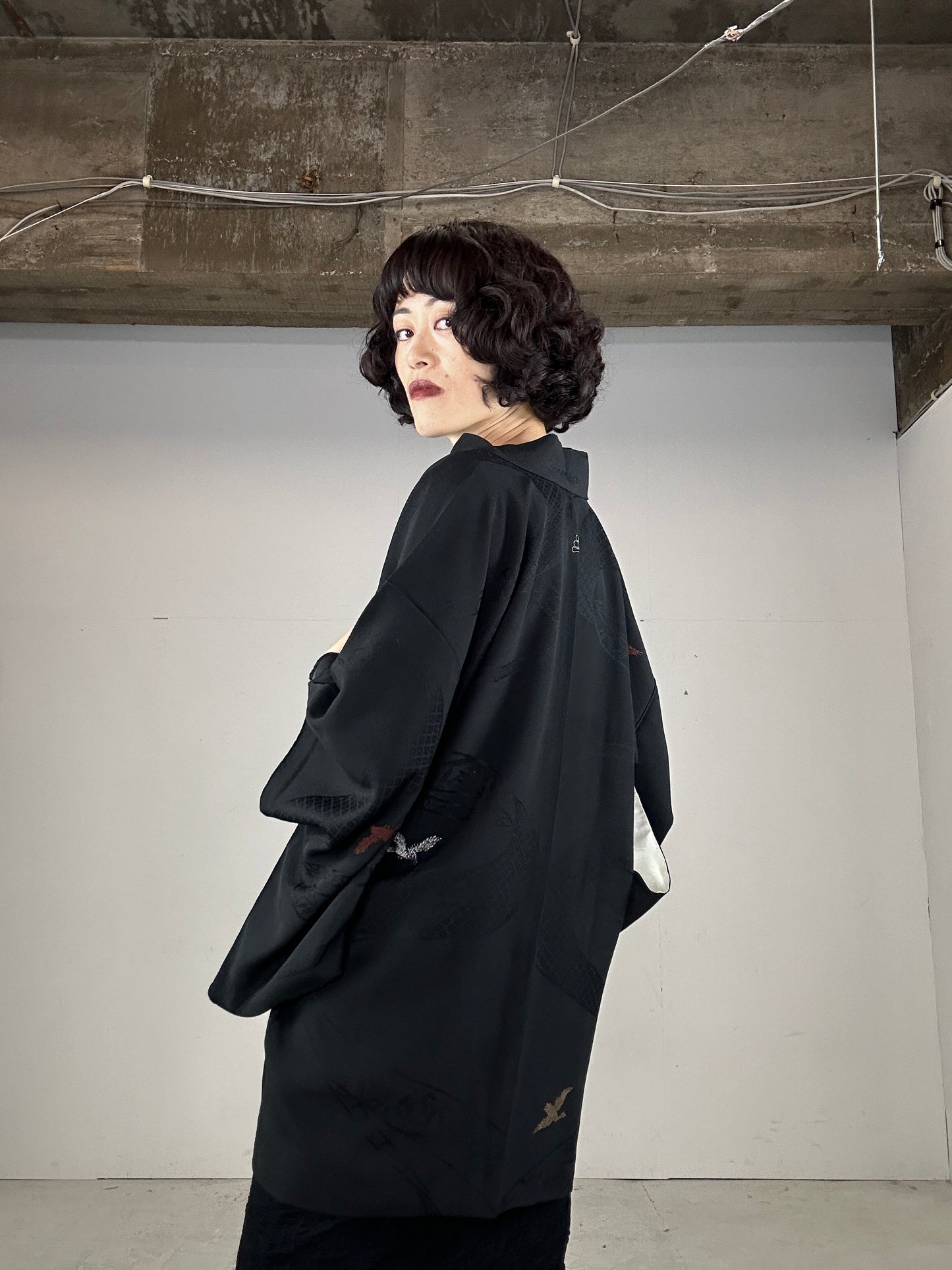 VINTAGE BLACK HAORI "bird, gold”