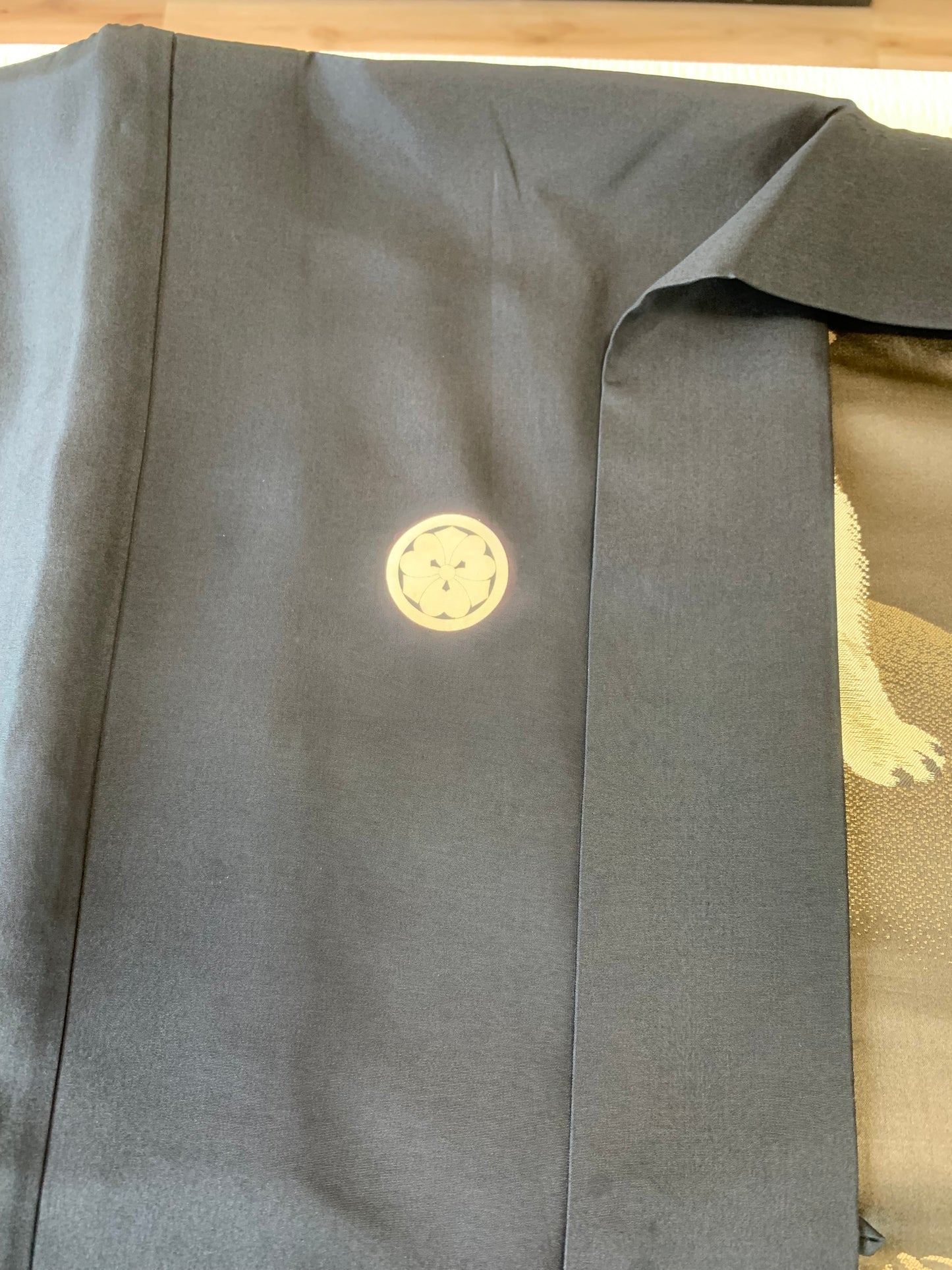 VINTAGE KUROMONTSUKI HAORI "KUR118"