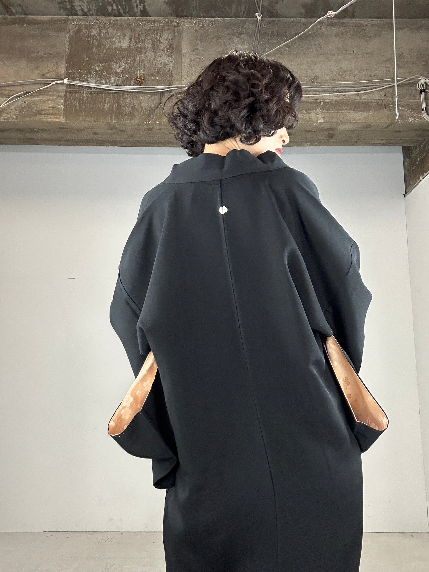 VINTAGE BLACK HAORI "ume gold”