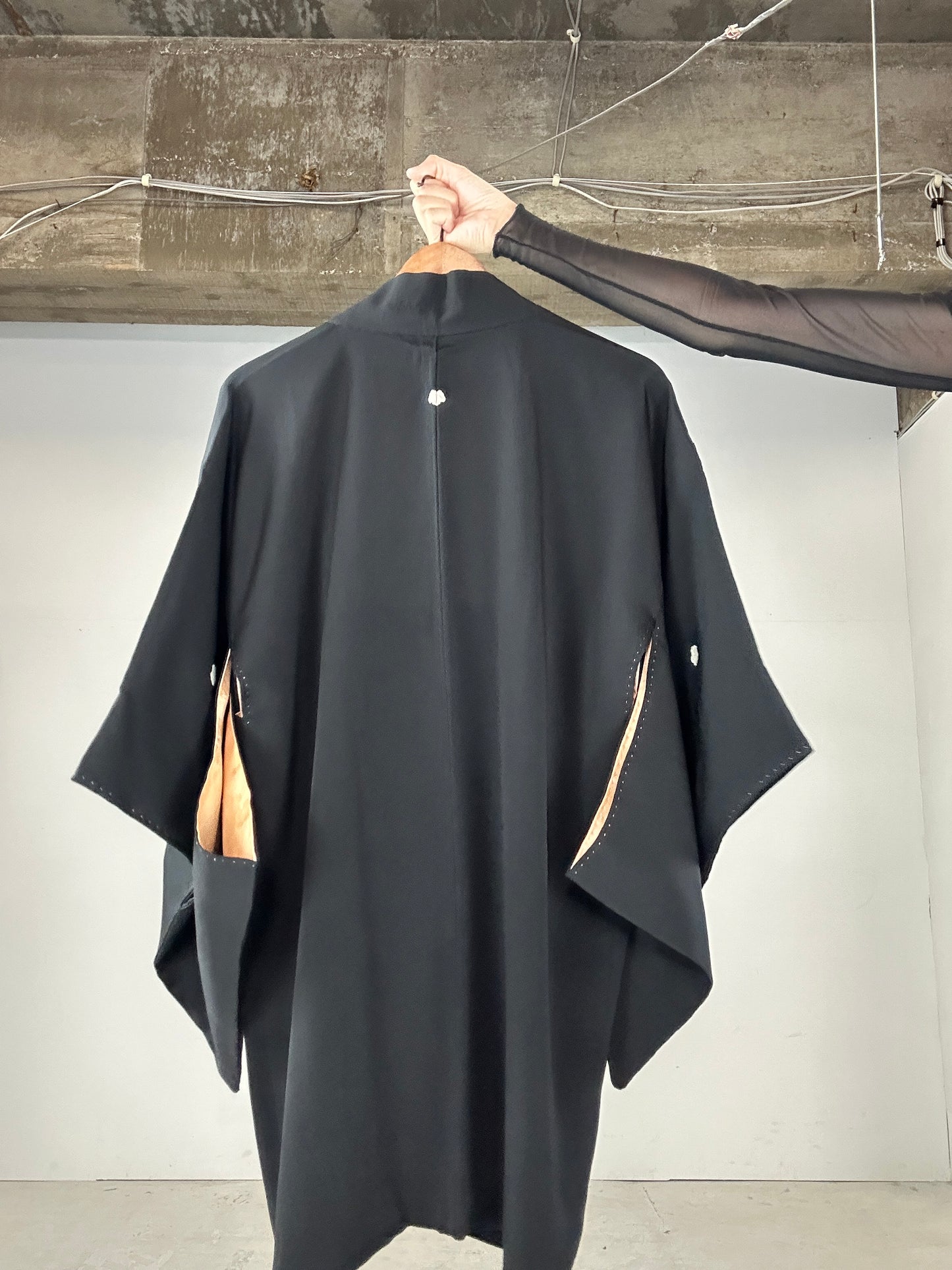 VINTAGE BLACK HAORI "ume gold”