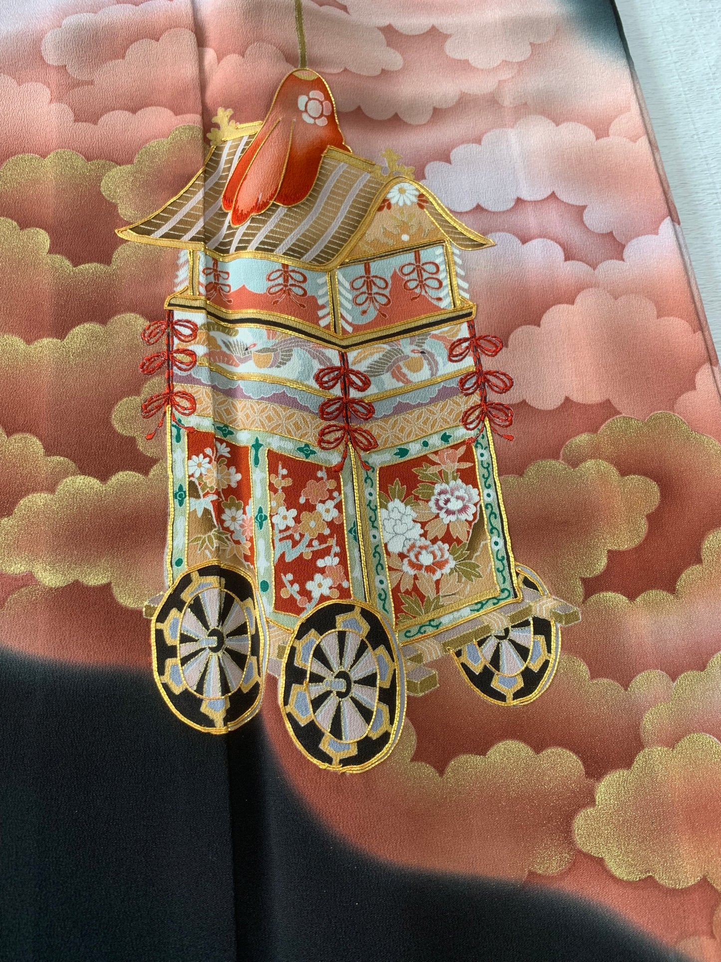 REIWA NIBUSHIKI KIMONO upcycled from Japanese kimono “kurotome, NIB004”