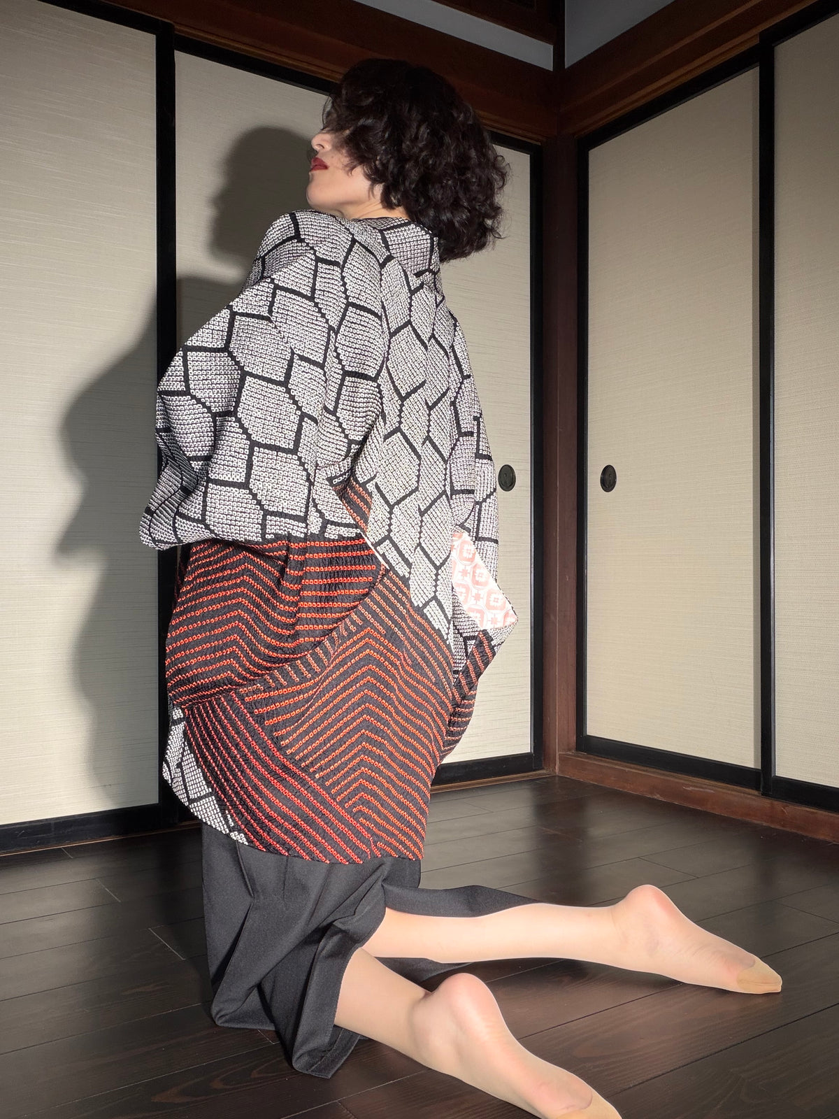 VINTAGE SHIBORI HAORI  "kikkou, SIB130"