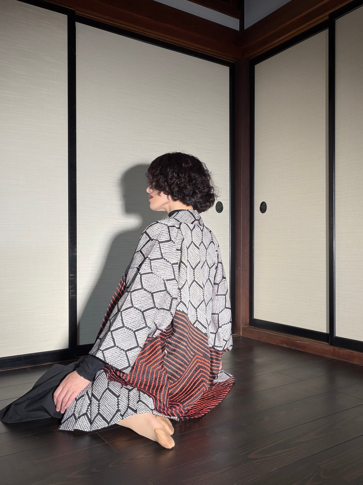 VINTAGE SHIBORI HAORI  "kikkou, SIB130"
