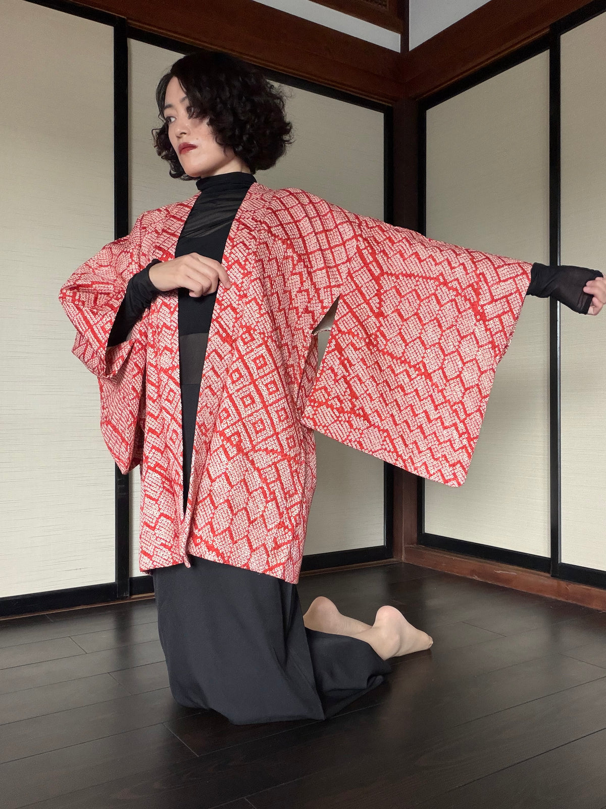 VINTAGE SHIBORI HAORI  "aka, SIB131"