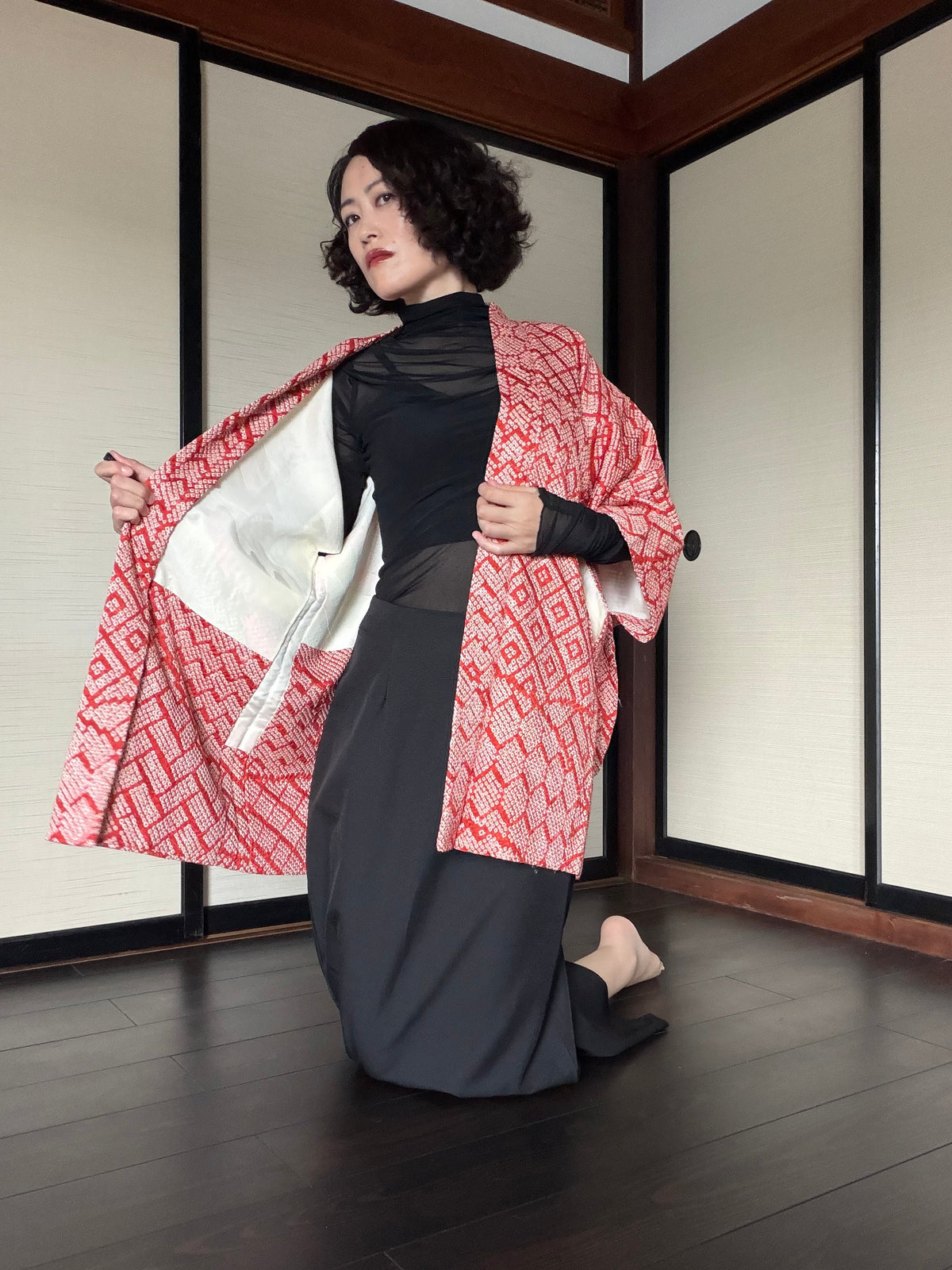 VINTAGE SHIBORI HAORI  "aka, SIB131"