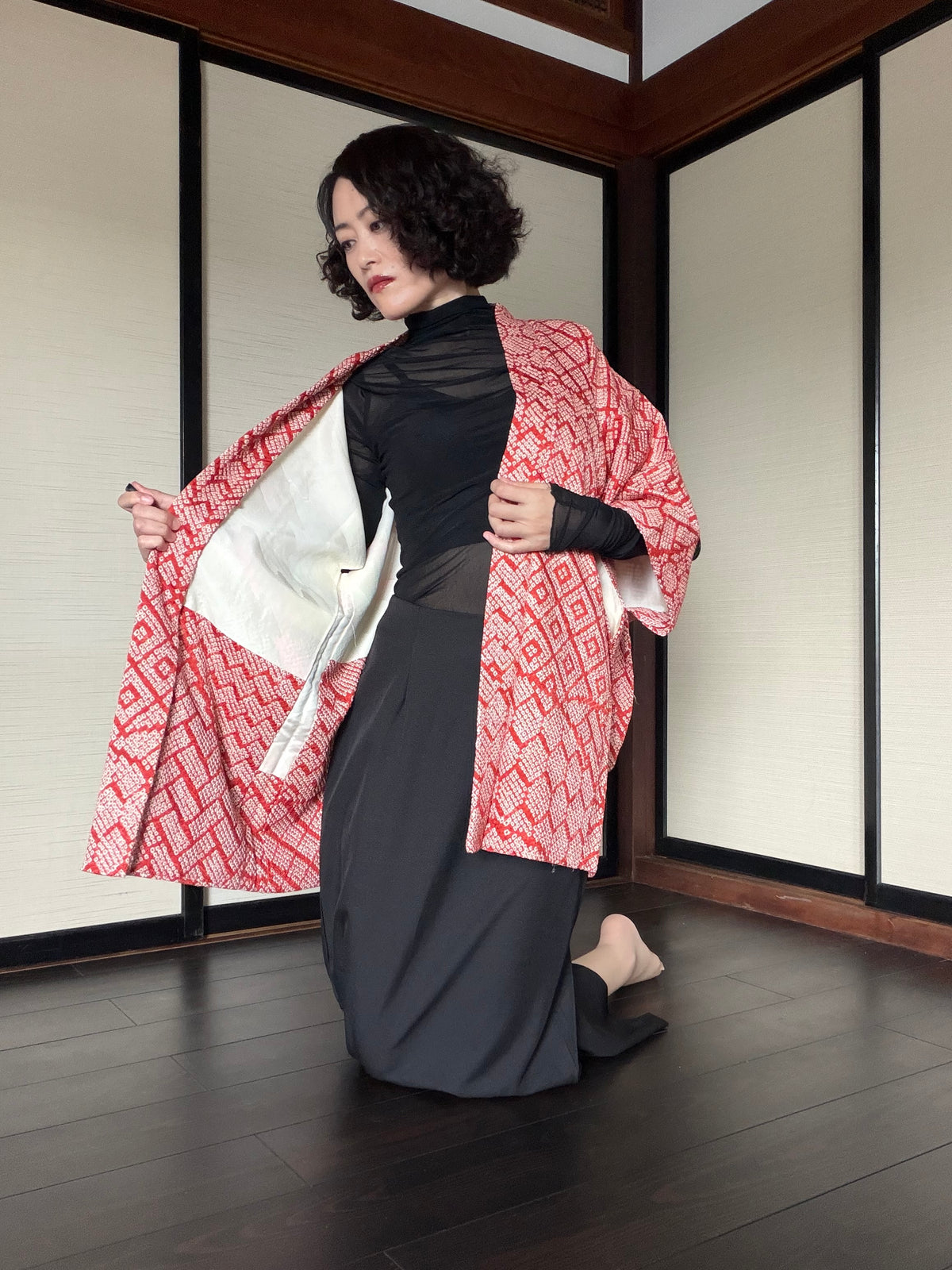 VINTAGE SHIBORI HAORI  "aka, SIB131"