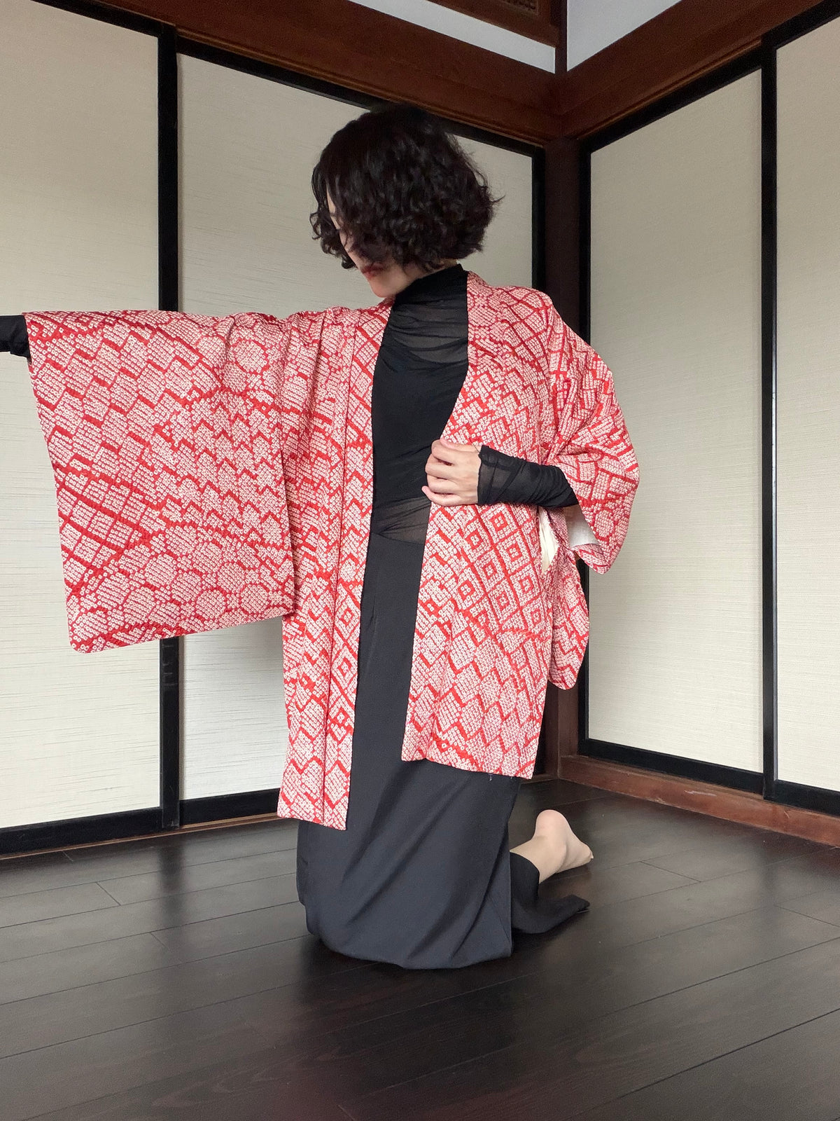 VINTAGE SHIBORI HAORI  "aka, SIB131"