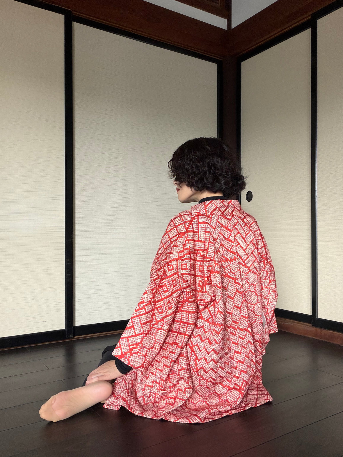 VINTAGE SHIBORI HAORI  "aka, SIB131"