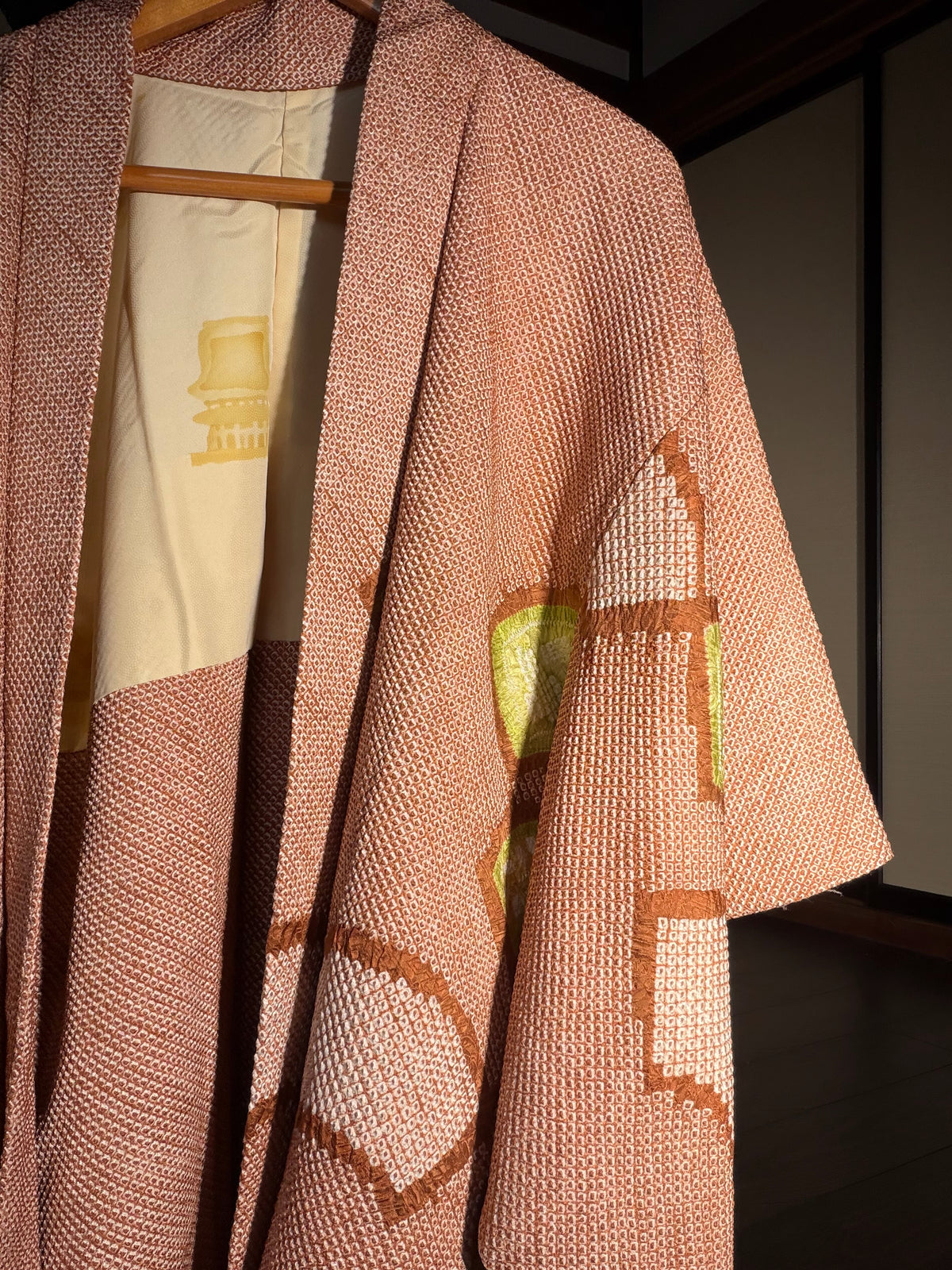 VINTAGE SHIBORI HAORI  "brown, SIB133"