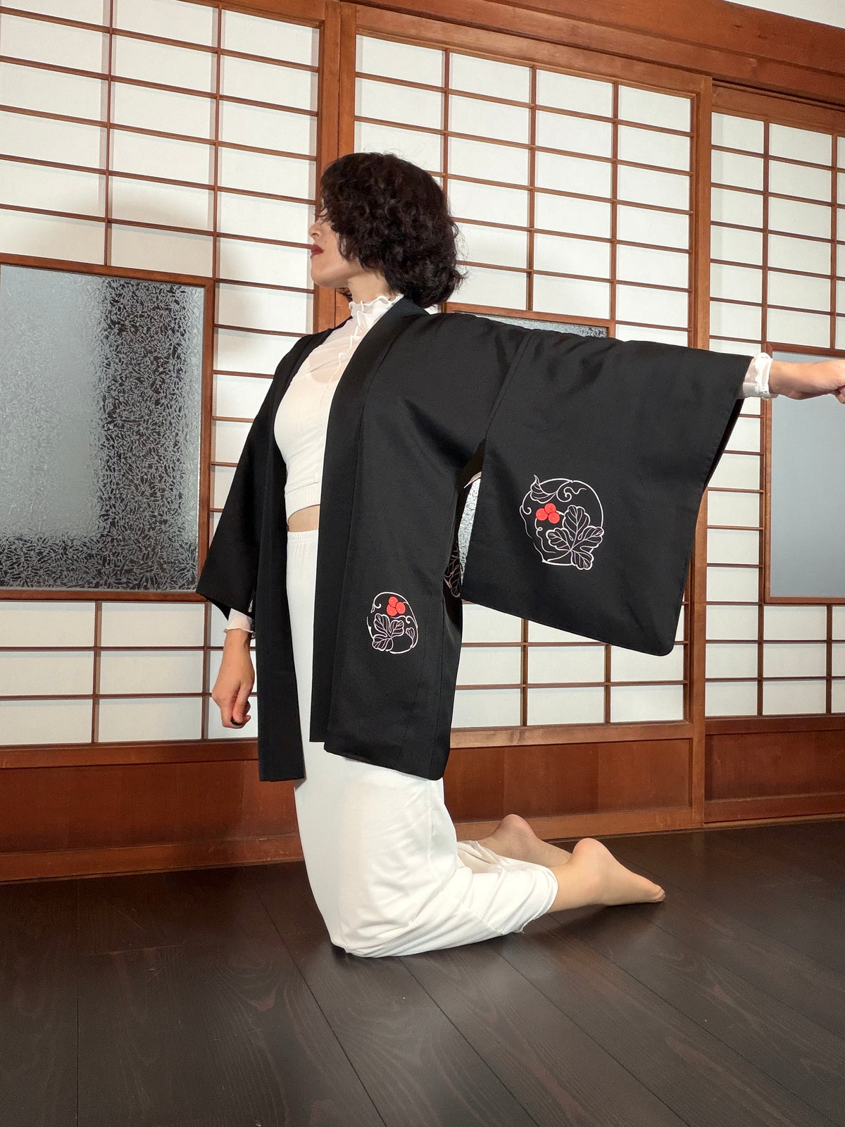 VINTAGE BLACK HAORI  "kajitsu, red BLK193"