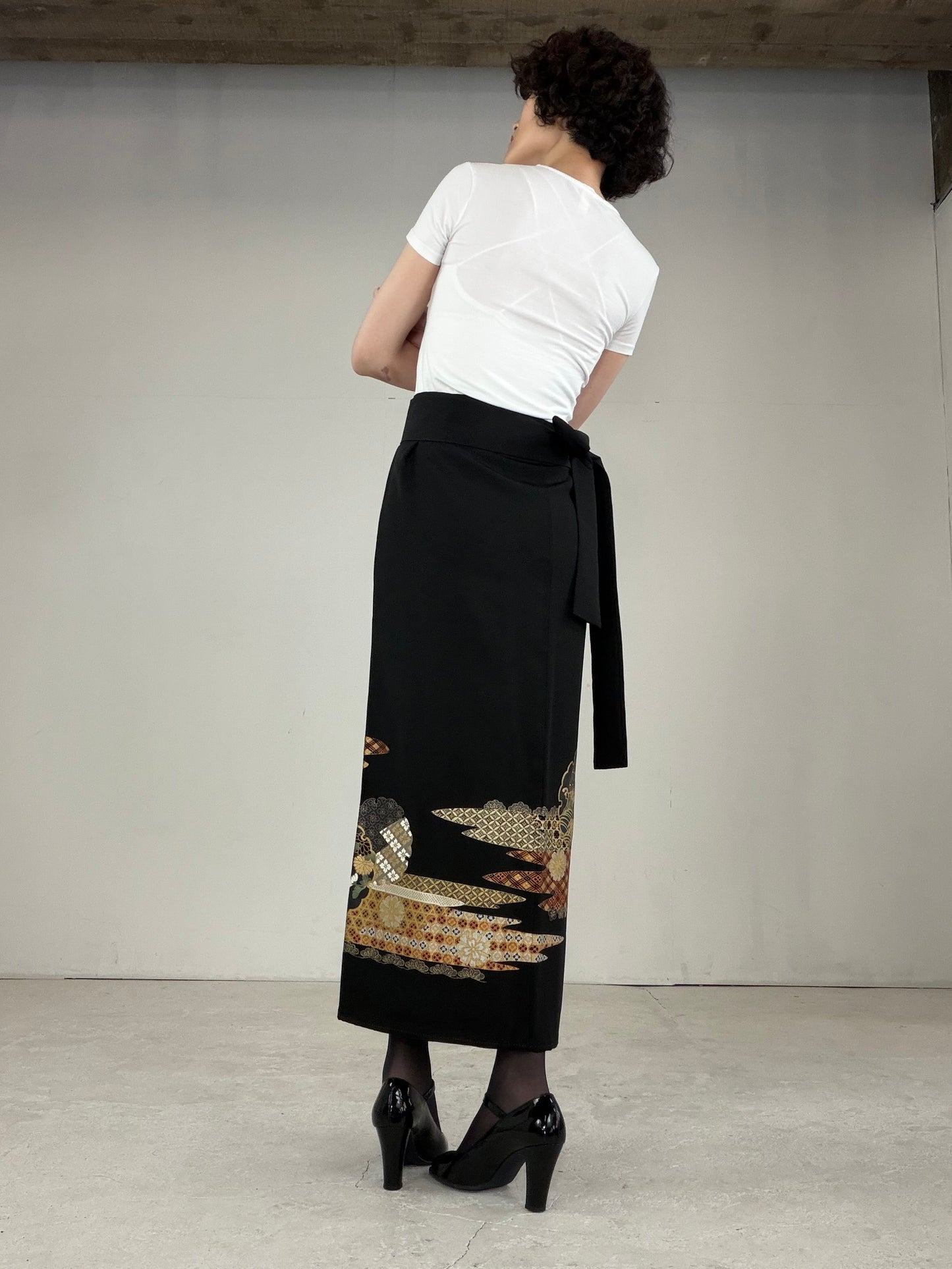 EDO-ZUMA SKIRT UPCYCLED FROM JAPANESE KIMONO "EDO037"