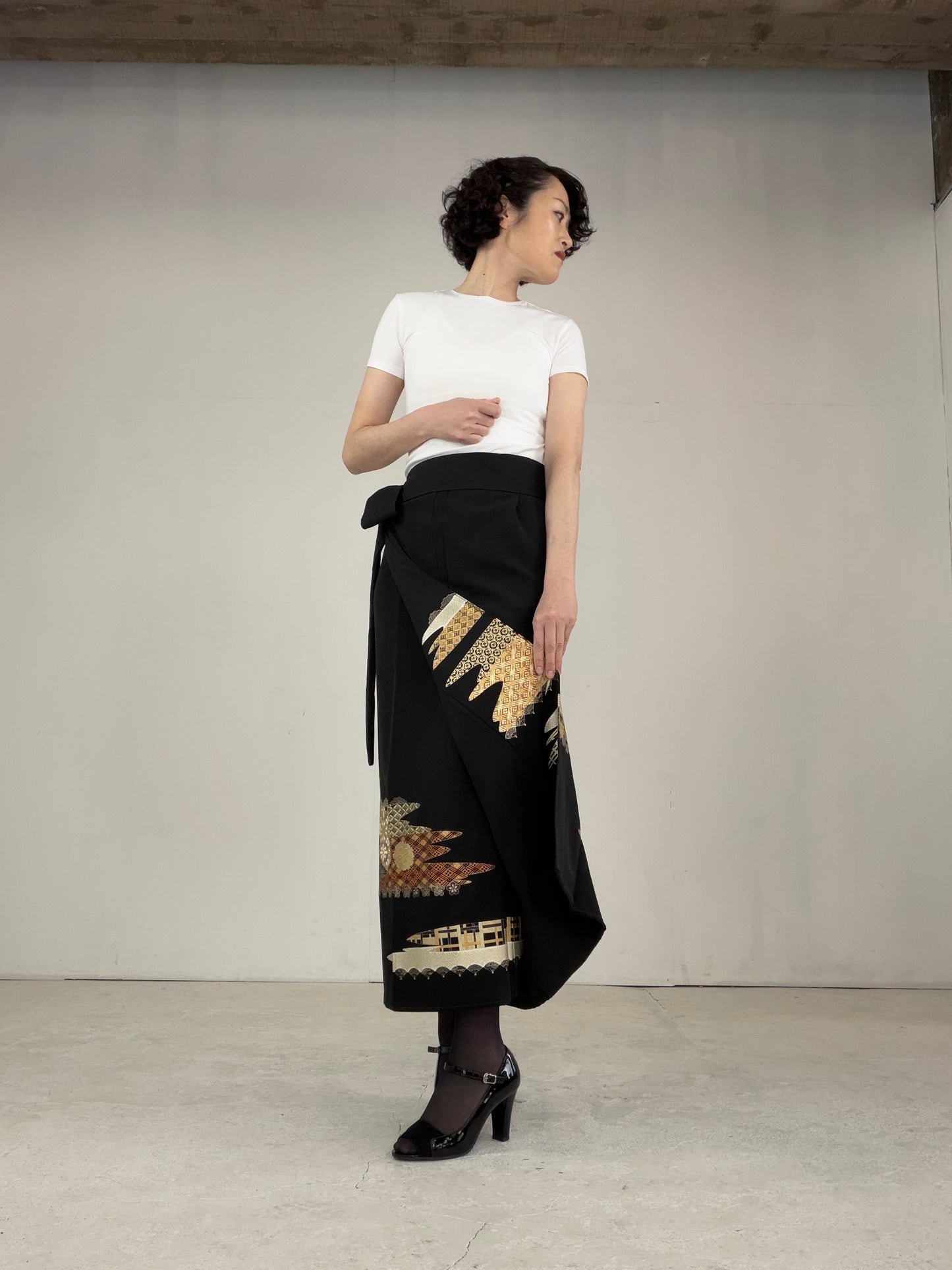 EDO-ZUMA SKIRT UPCYCLED FROM JAPANESE KIMONO "EDO037"