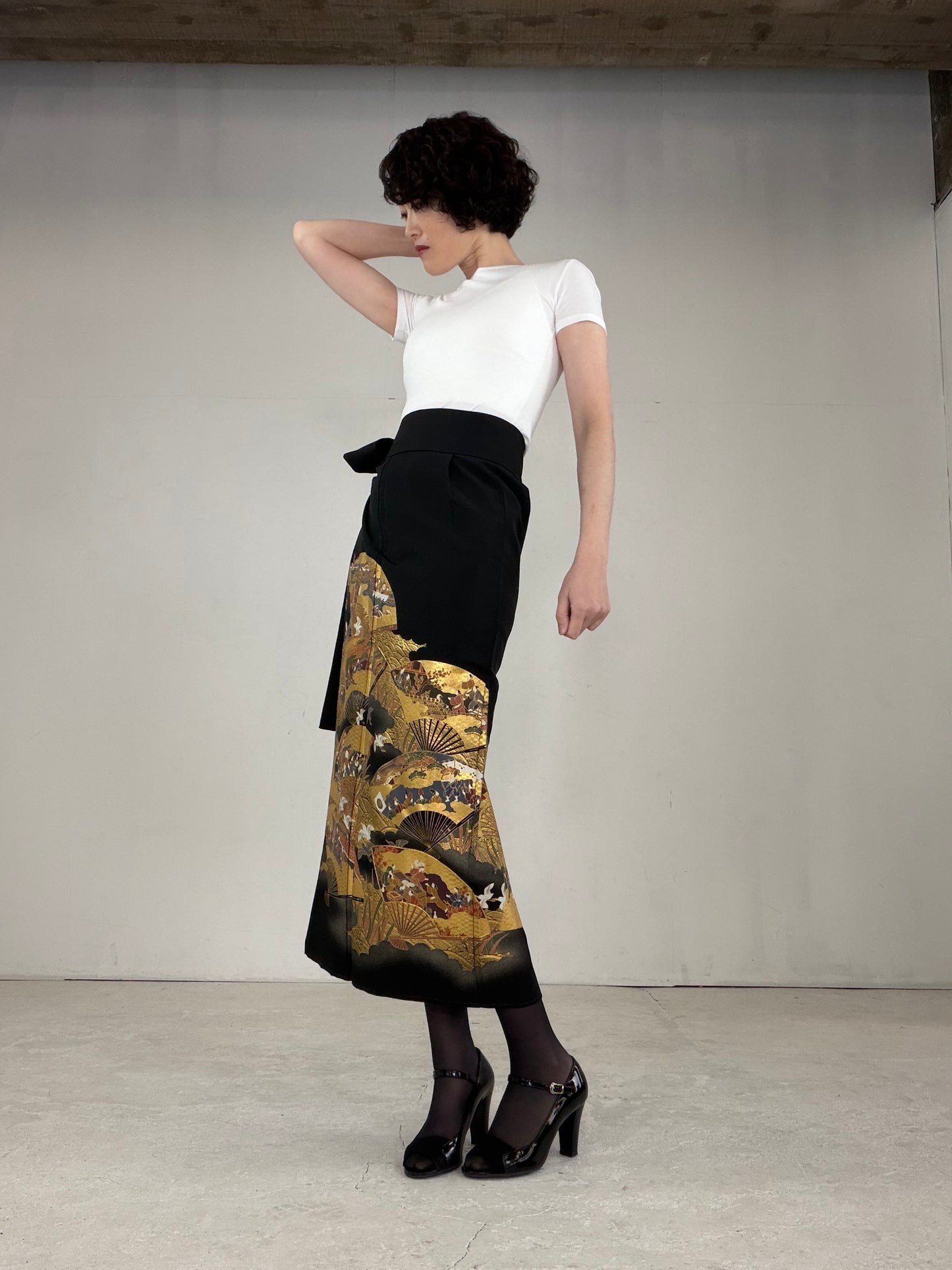 EDO-ZUMA SKIRT UPCYCLED FROM JAPANESE KIMONO "EDO033"