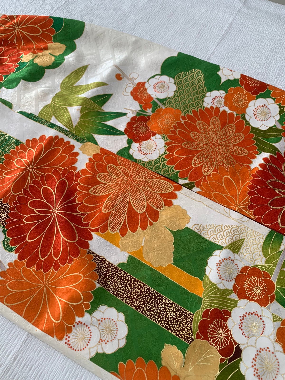 Kimono Skirt "SAI001" — Upcycled from Japanese Kimono Furisode