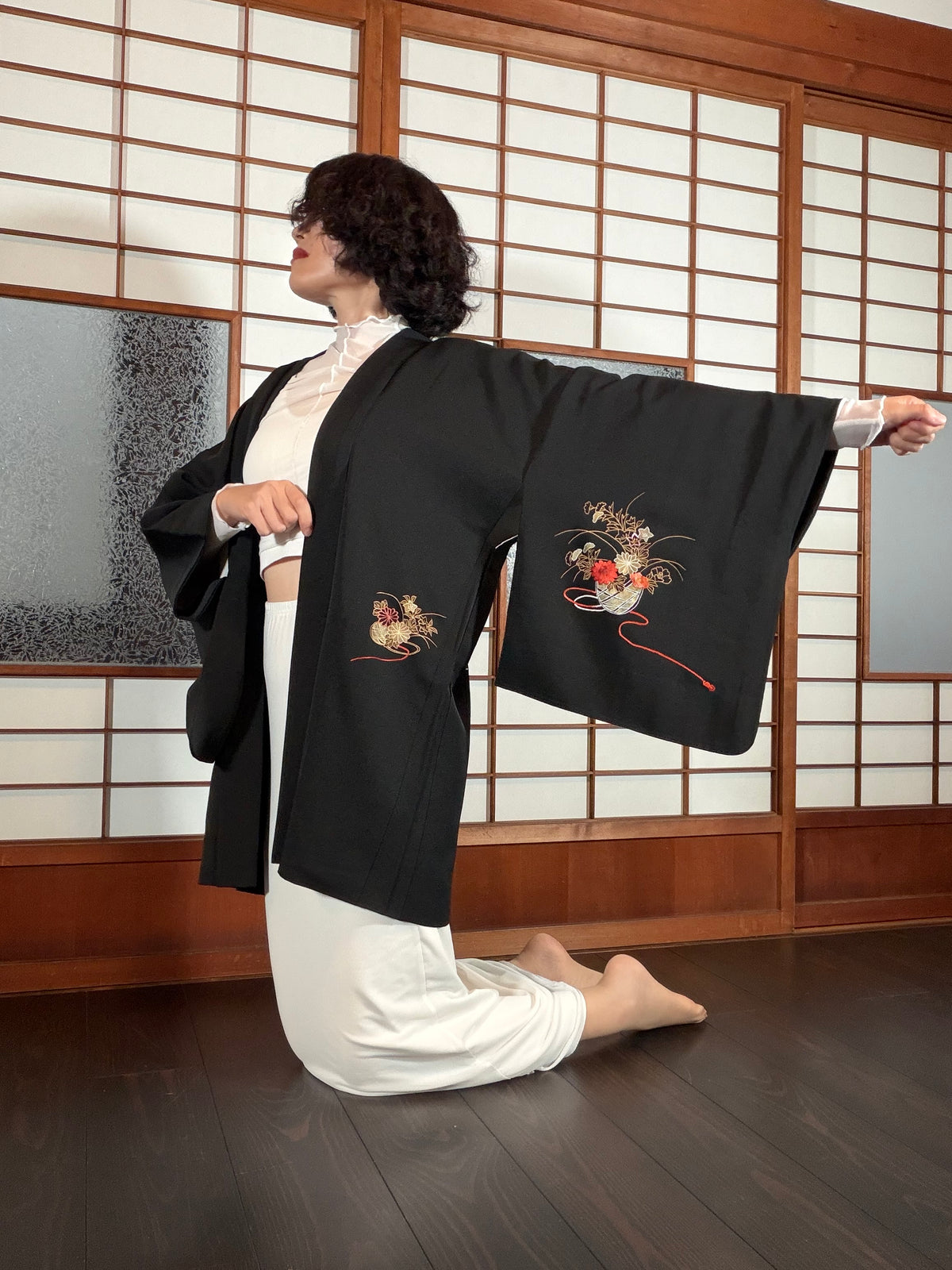 VINTAGE BLACK HAORI  "inside-flower, gold, BLK201"