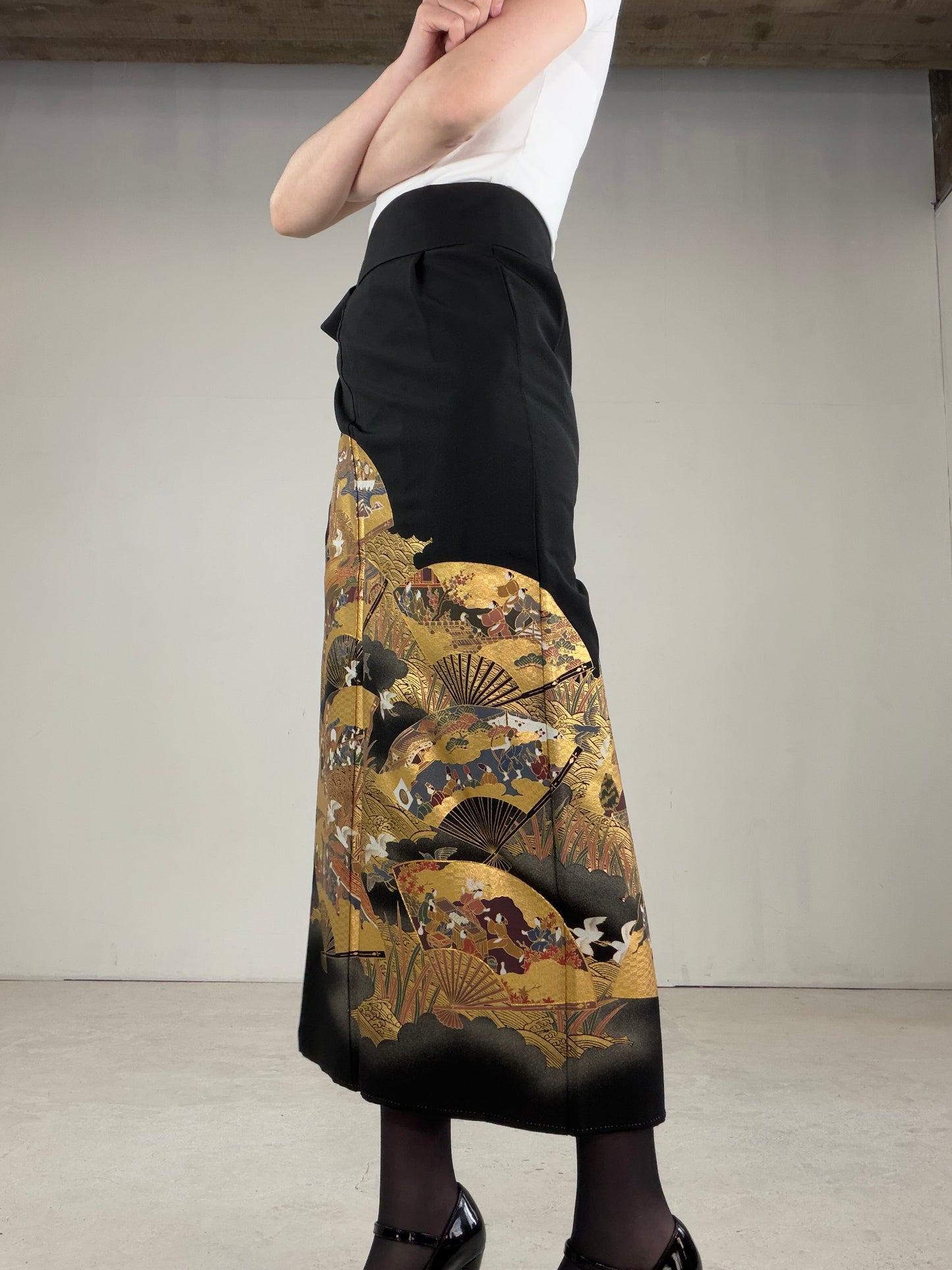 EDO-ZUMA SKIRT UPCYCLED FROM JAPANESE KIMONO "EDO033"