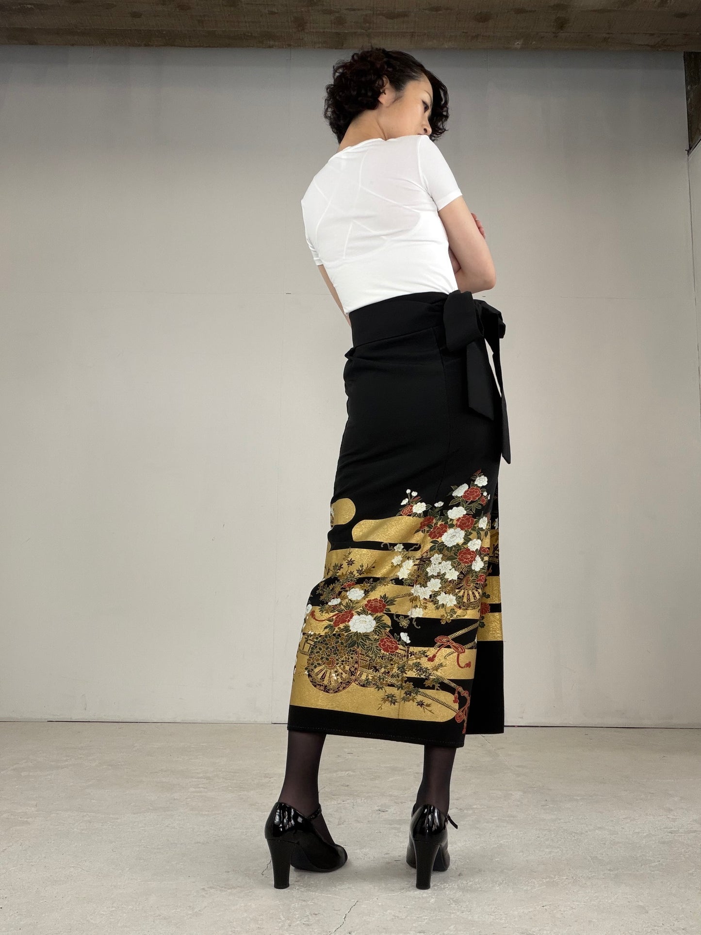EDO-ZUMA SKIRT UPCYCLED FROM JAPANESE KIMONO "EDO032"
