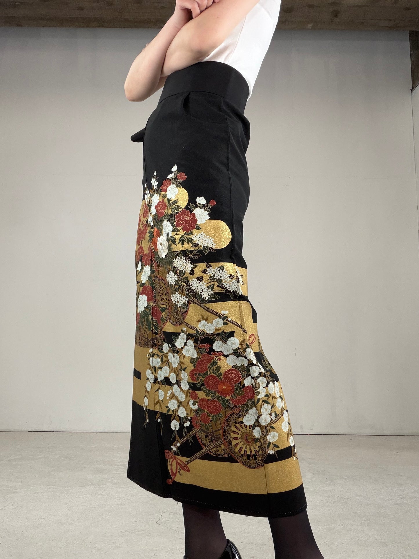 EDO-ZUMA SKIRT UPCYCLED FROM JAPANESE KIMONO "EDO032"