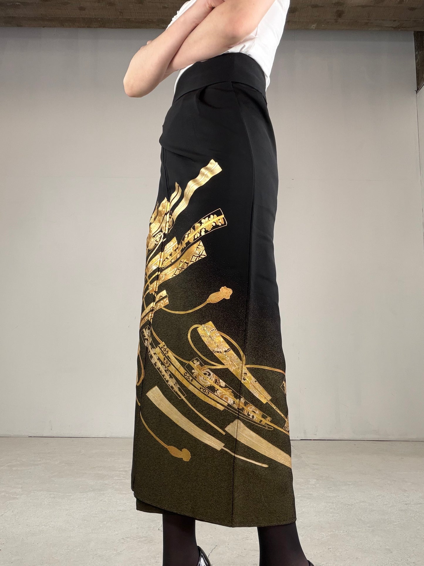 EDO-ZUMA SKIRT UPCYCLED FROM JAPANESE KIMONO "EDO029"