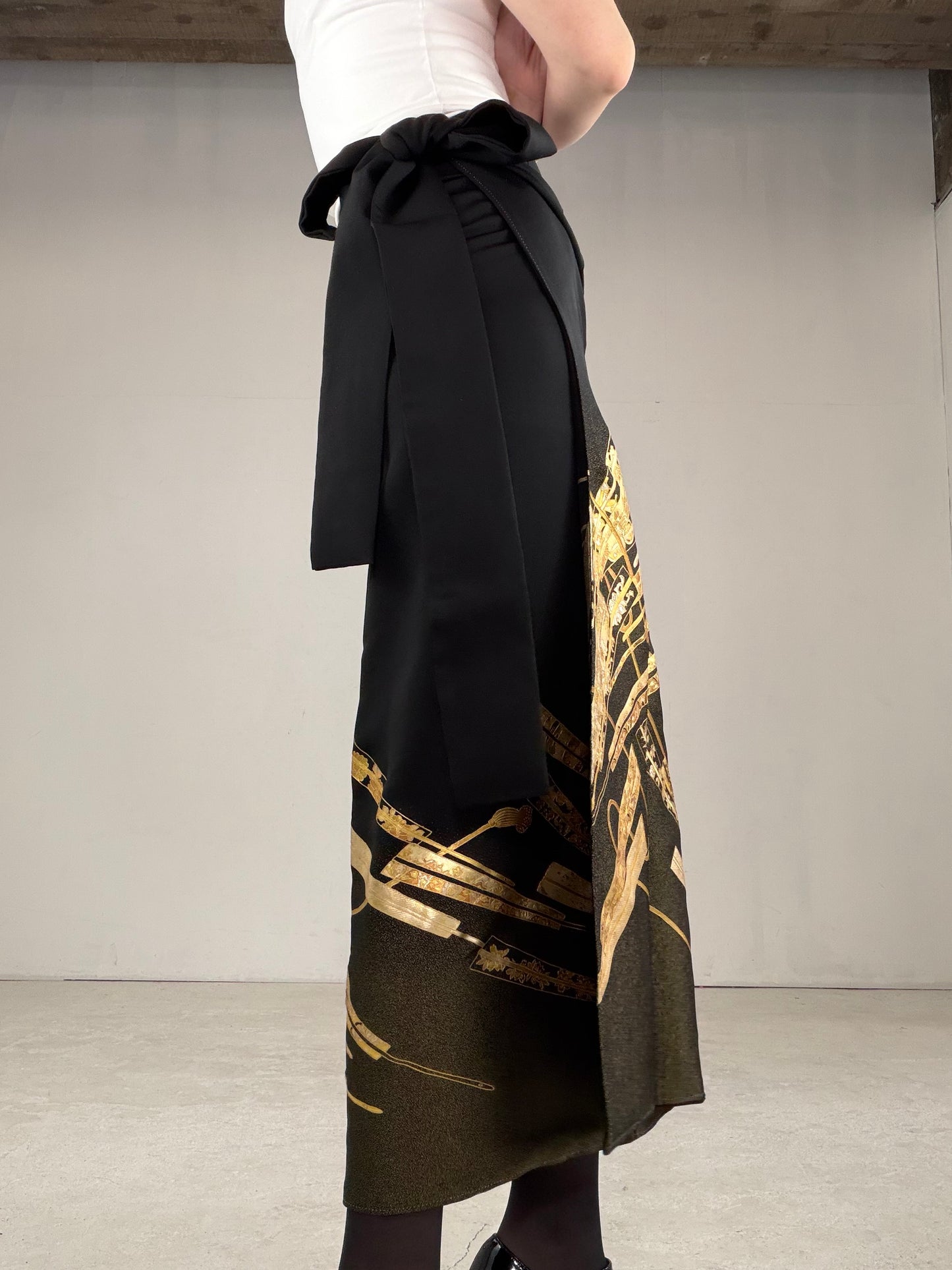 EDO-ZUMA SKIRT UPCYCLED FROM JAPANESE KIMONO "EDO029"