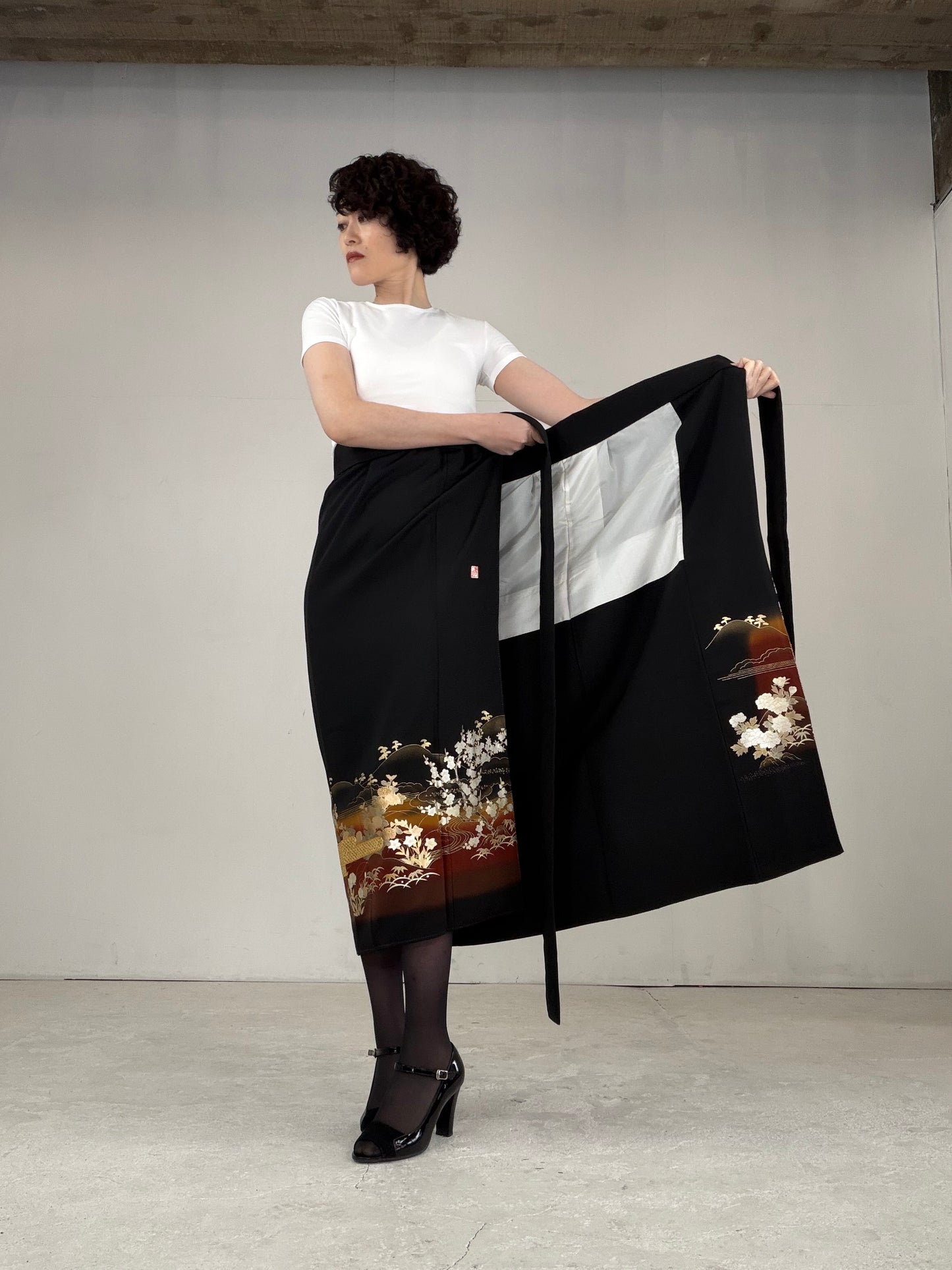 EDO-ZUMA SKIRT UPCYCLED FROM JAPANESE KIMONO "EDO031"