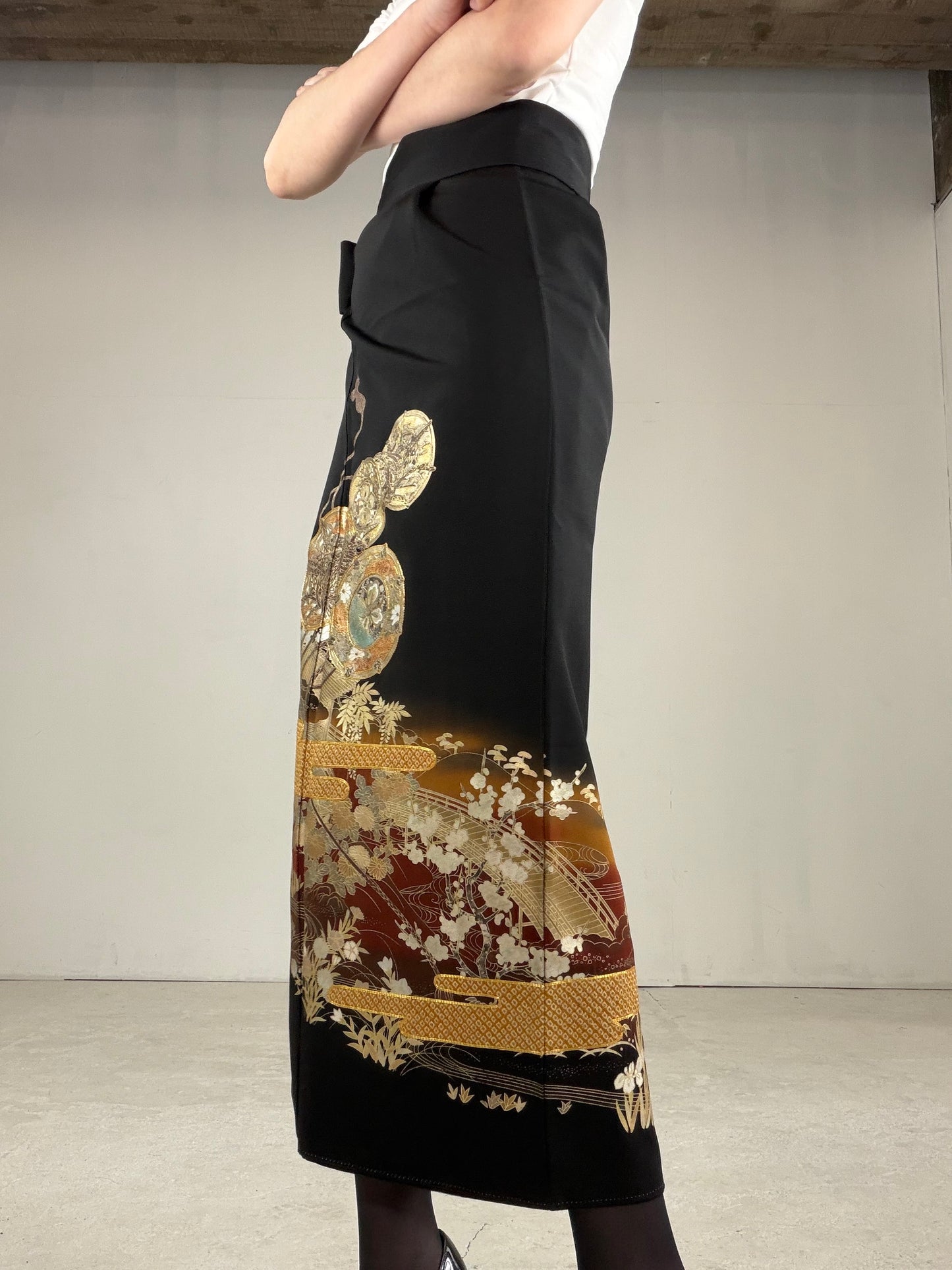 EDO-ZUMA SKIRT UPCYCLED FROM JAPANESE KIMONO "EDO031"