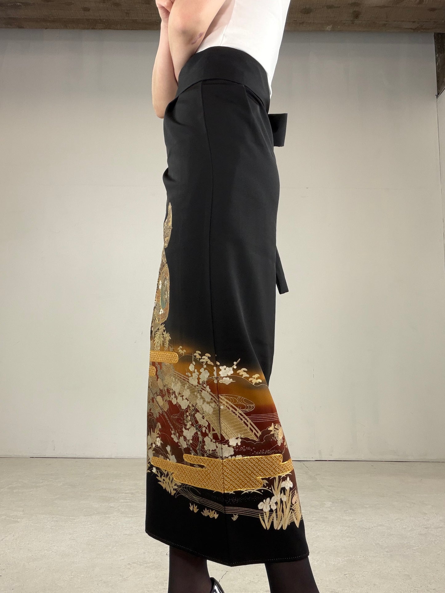 EDO-ZUMA SKIRT UPCYCLED FROM JAPANESE KIMONO "EDO031"