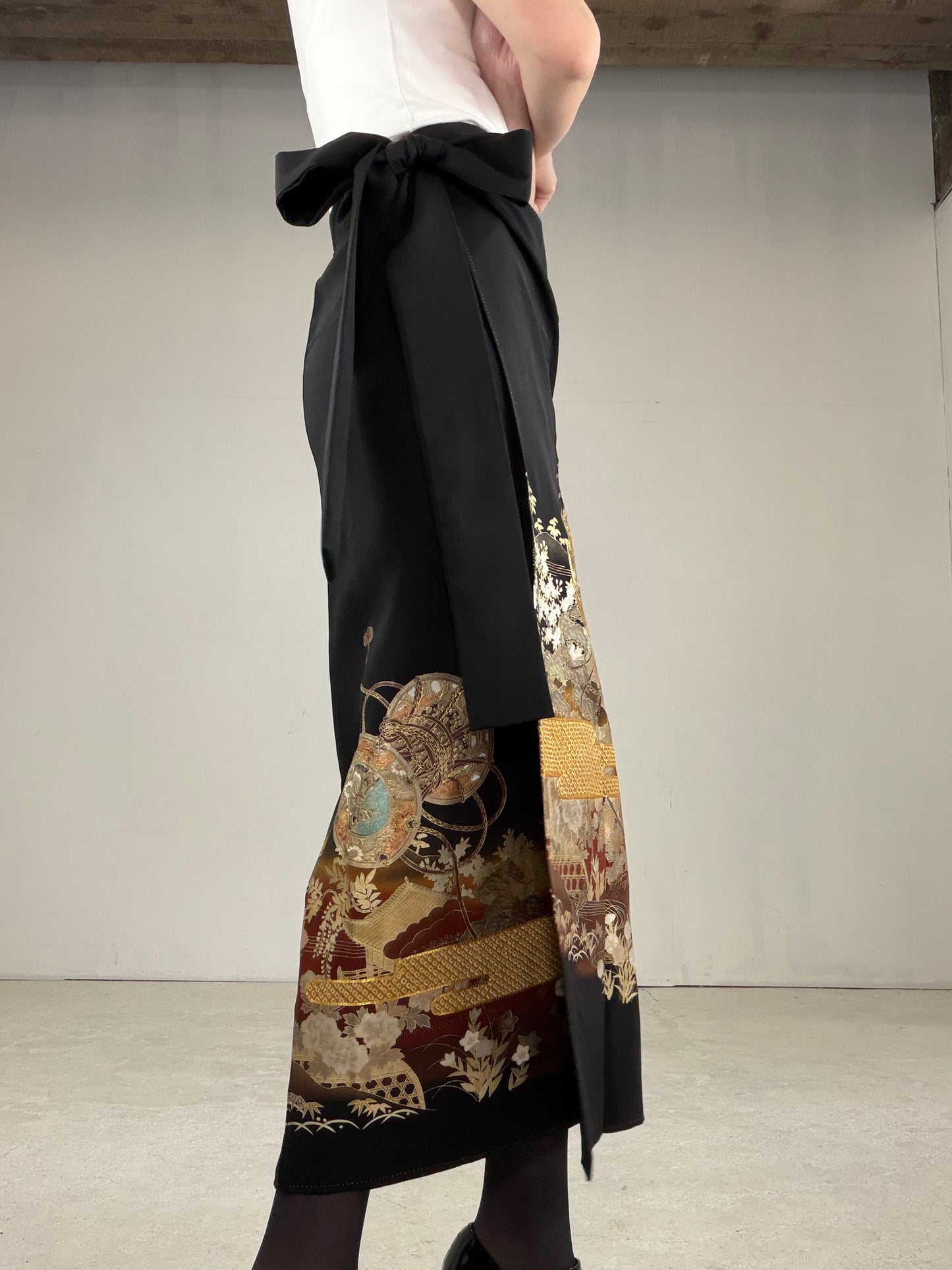 EDO-ZUMA SKIRT UPCYCLED FROM JAPANESE KIMONO "EDO031"
